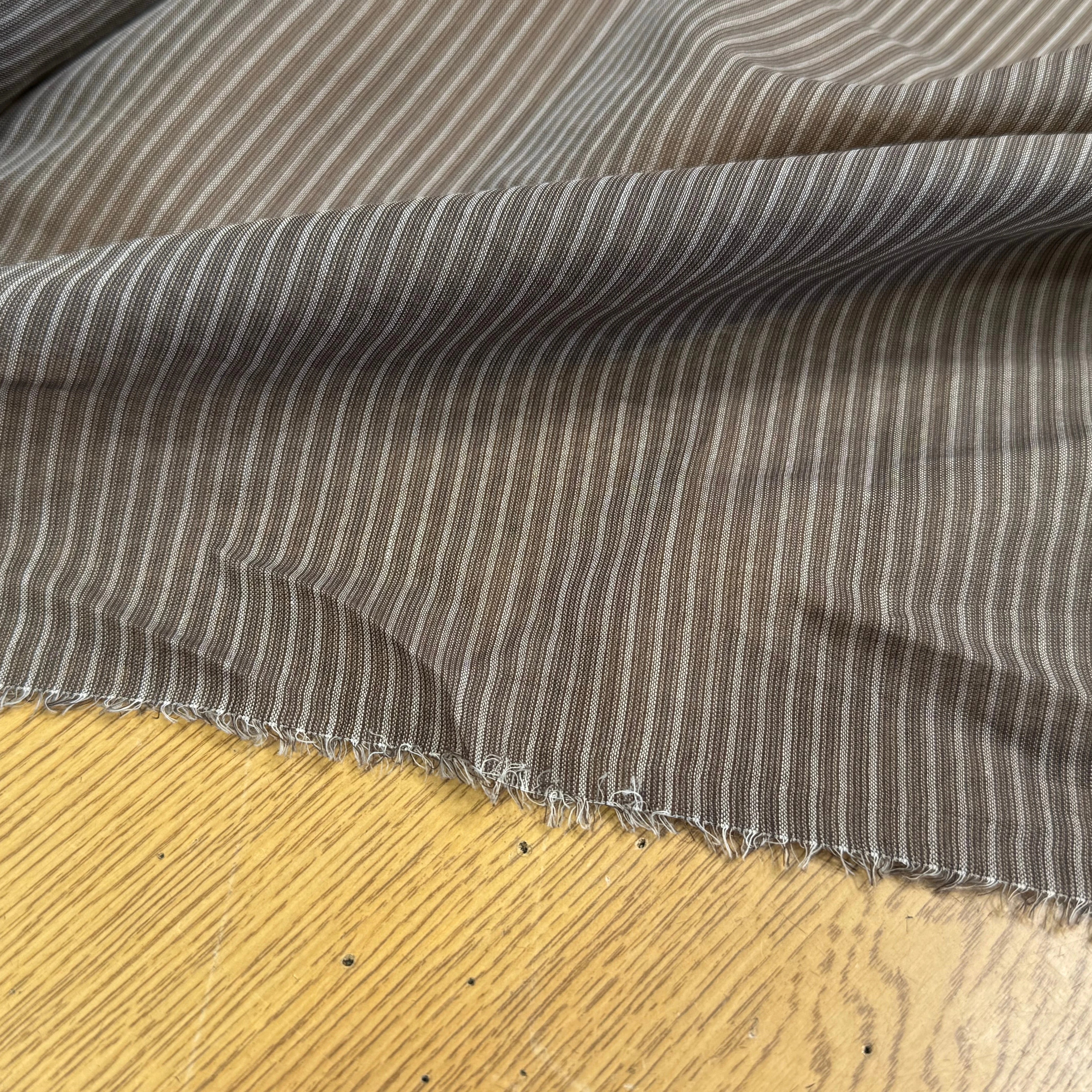 VOILE DE COTON FLUIDE GRIS FINES RAYURES 170CM - My Little Coupon