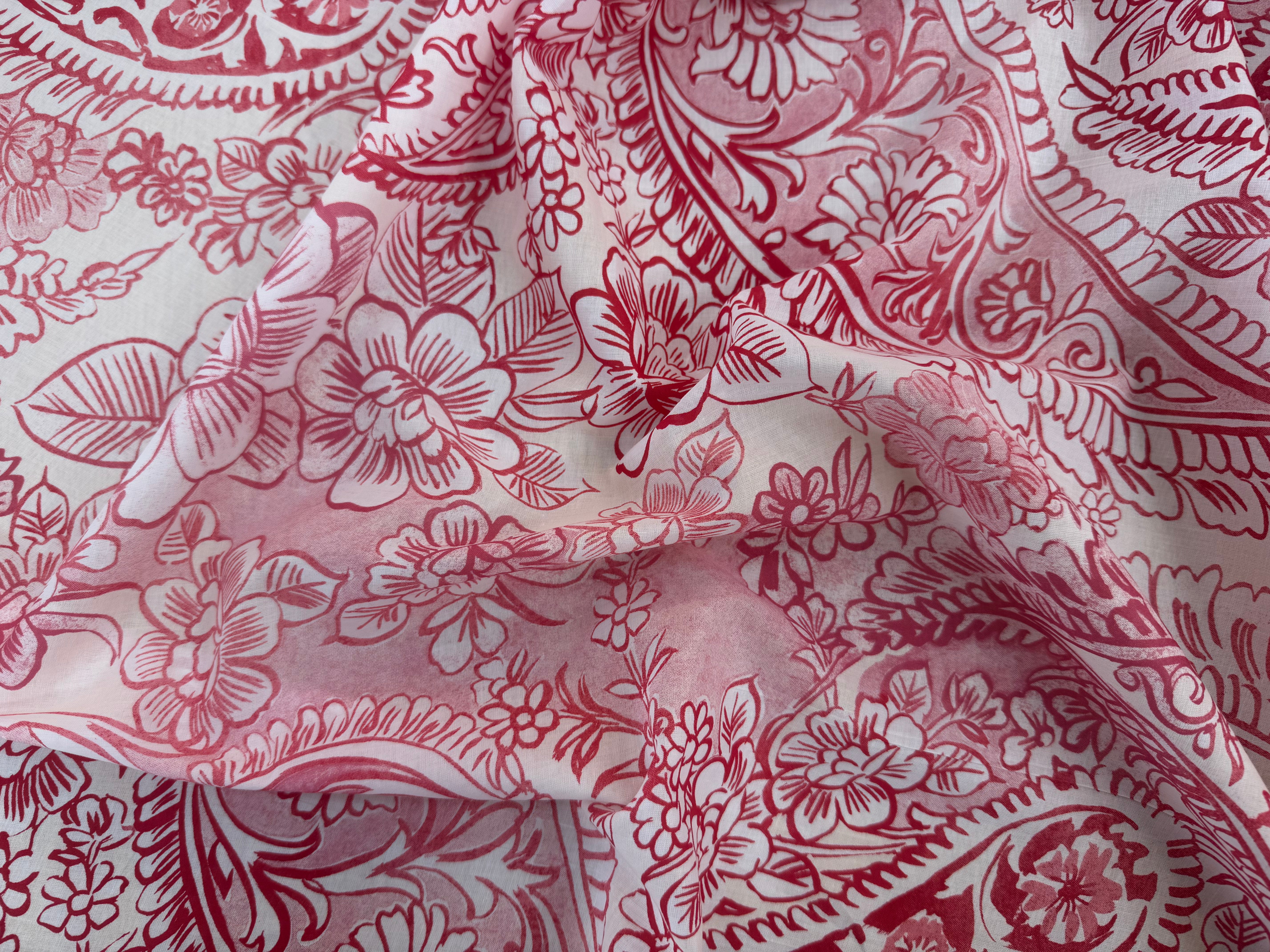 VOILE DE COTON FOND CREME FLEURS ROUGE ET ROSE - My Little Coupon