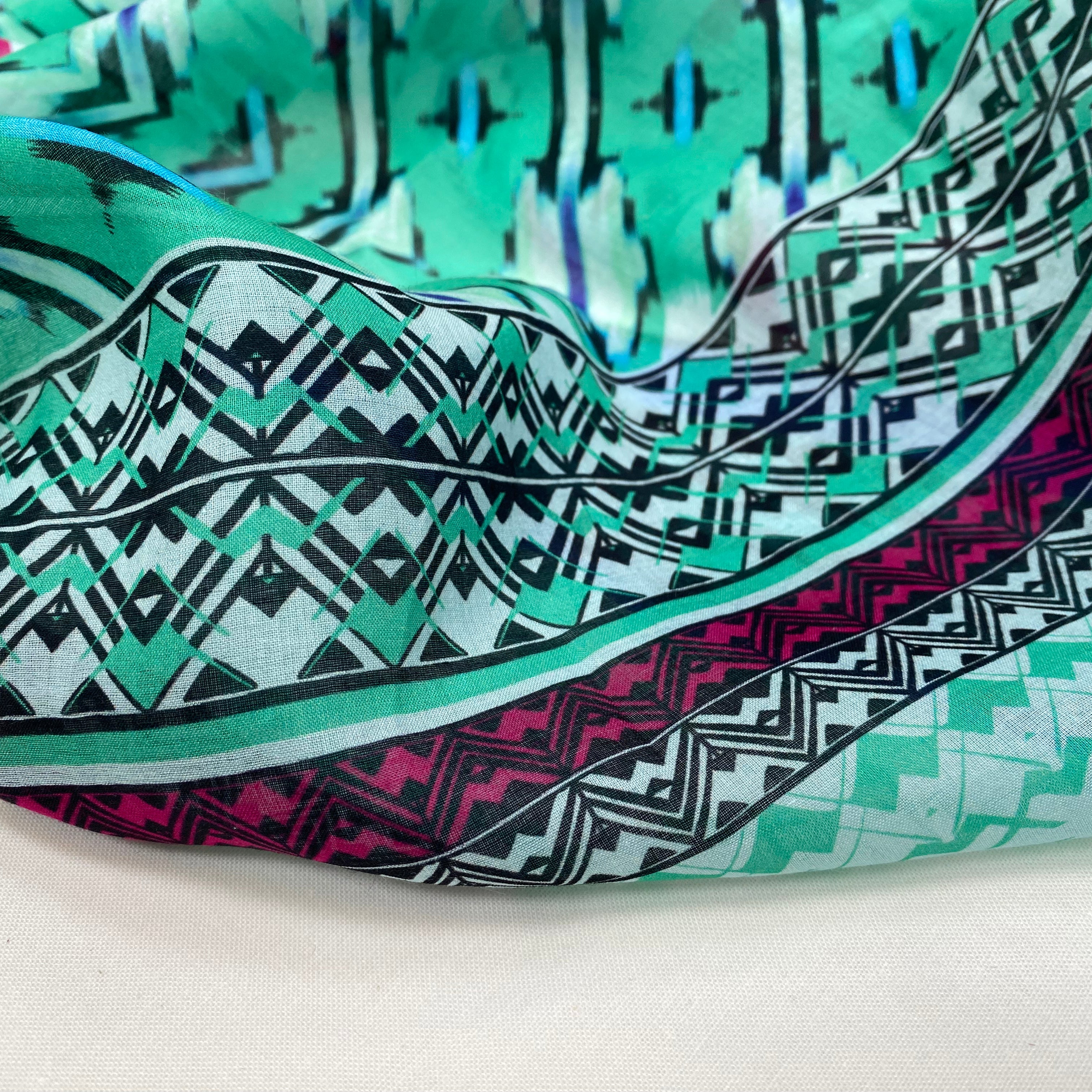 VOILE DE COTON GÉOMETRIE BORDURE ETHNIQUE - My Little Coupon