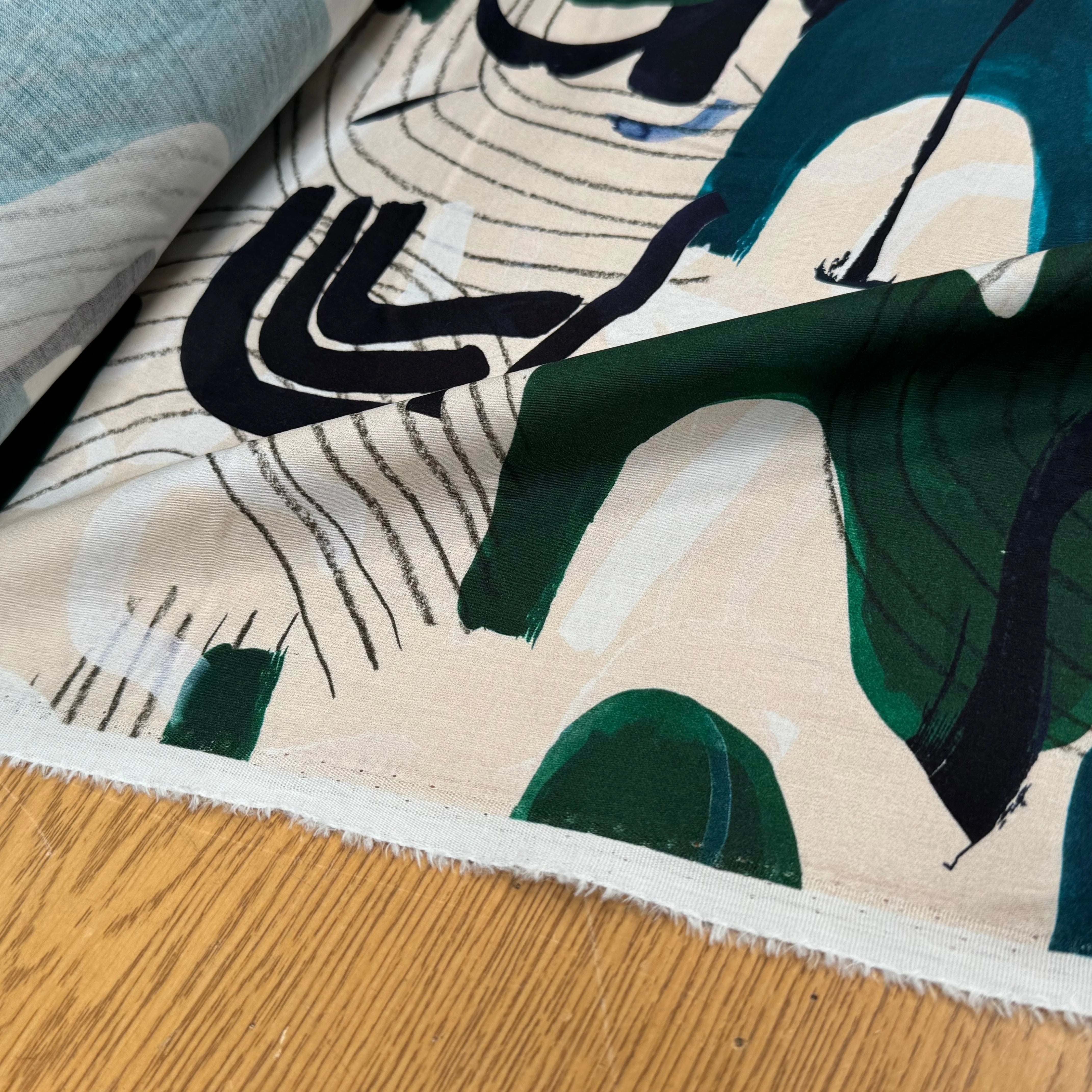 VOILE DE COTON IMPRIMÉ GRAPHIQUE VERT NINFEA MUSIK - My Little Coupon