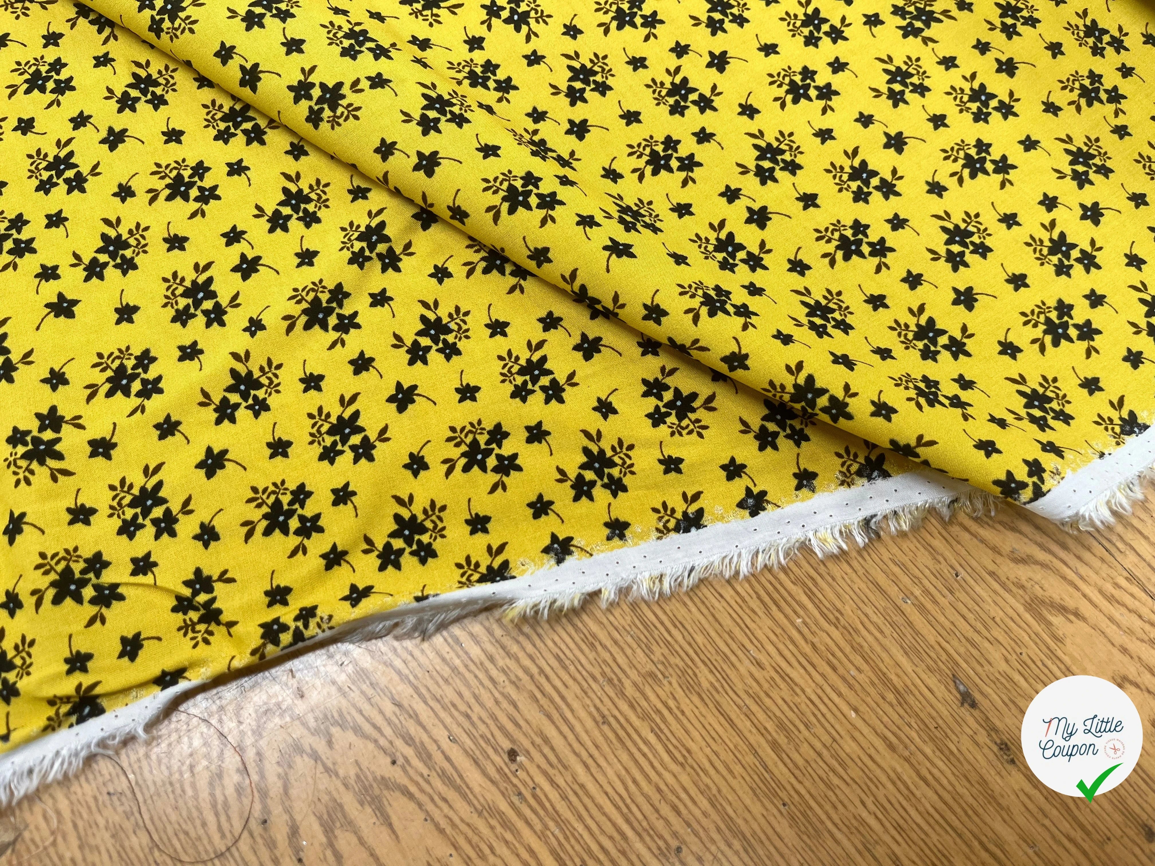 VOILE DE COTON IMPRIMÉ PÉTITES FLEURS FOND JAUNE - My Little Coupon