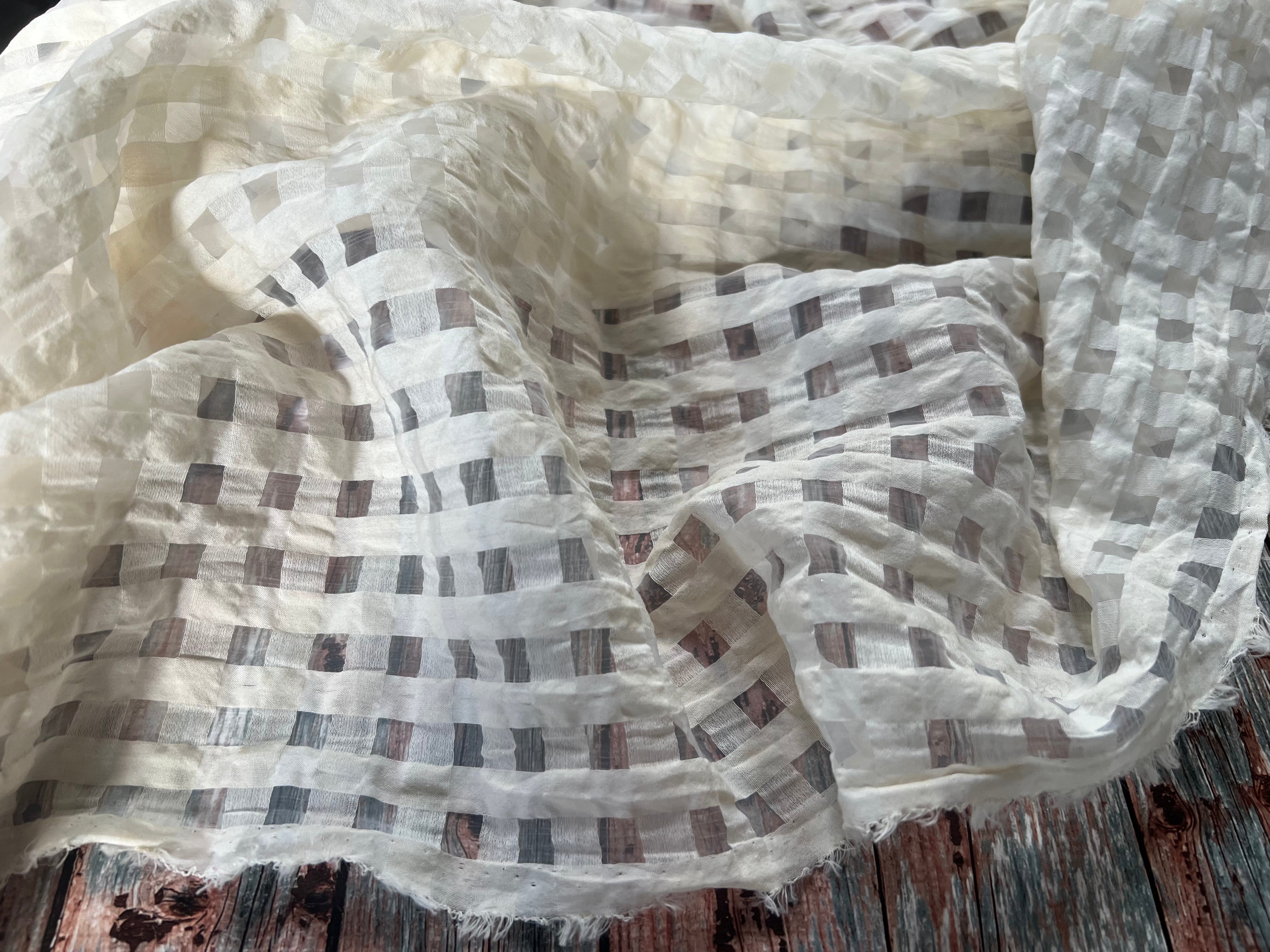 VOILE DE COTON LÉGER MOTIF VICHY TRANSPARENT - My Little Coupon