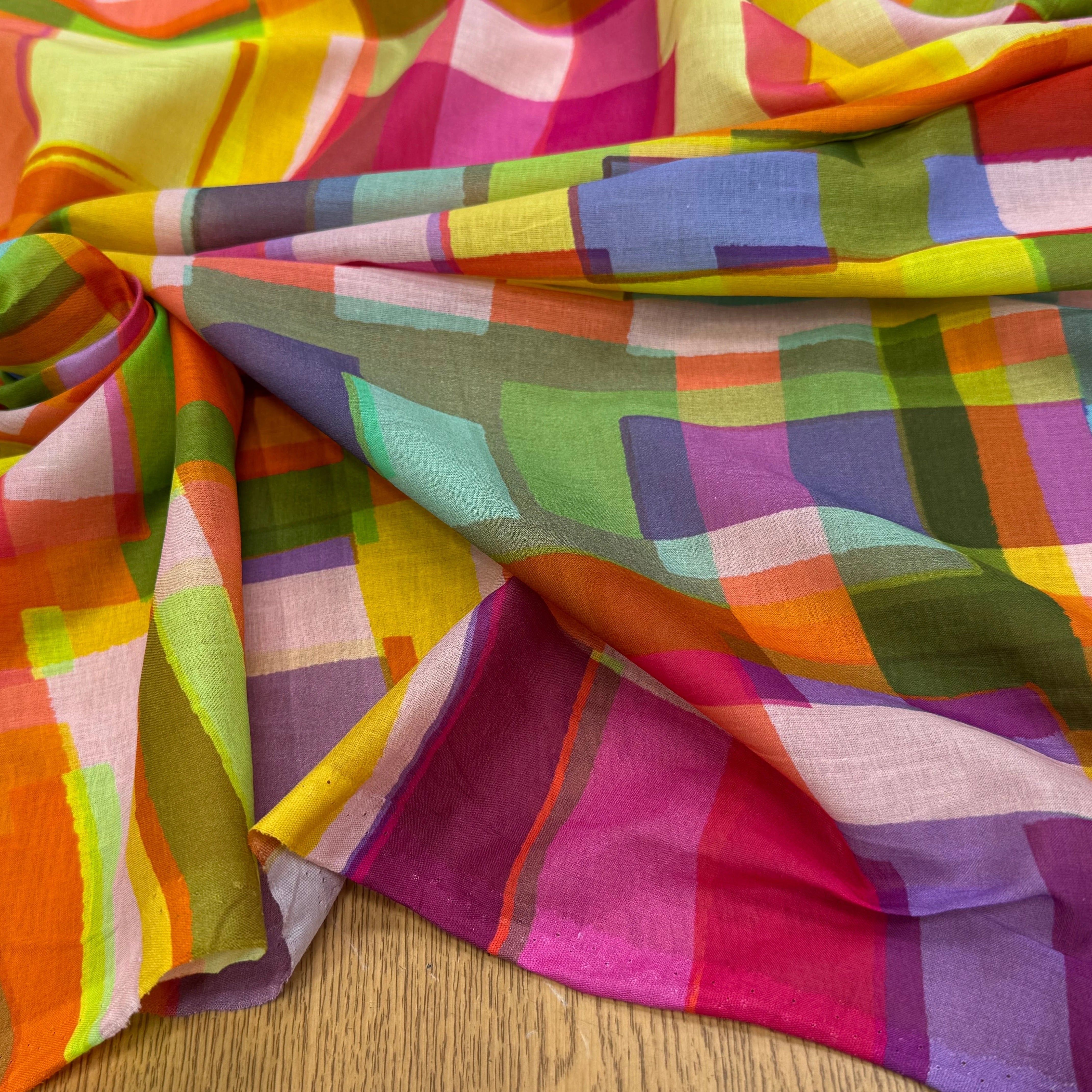 VOILE DE COTON LEGER PLEXI IMPRIMÉ CARREAUX MULTICOLORE - My Little Coupon