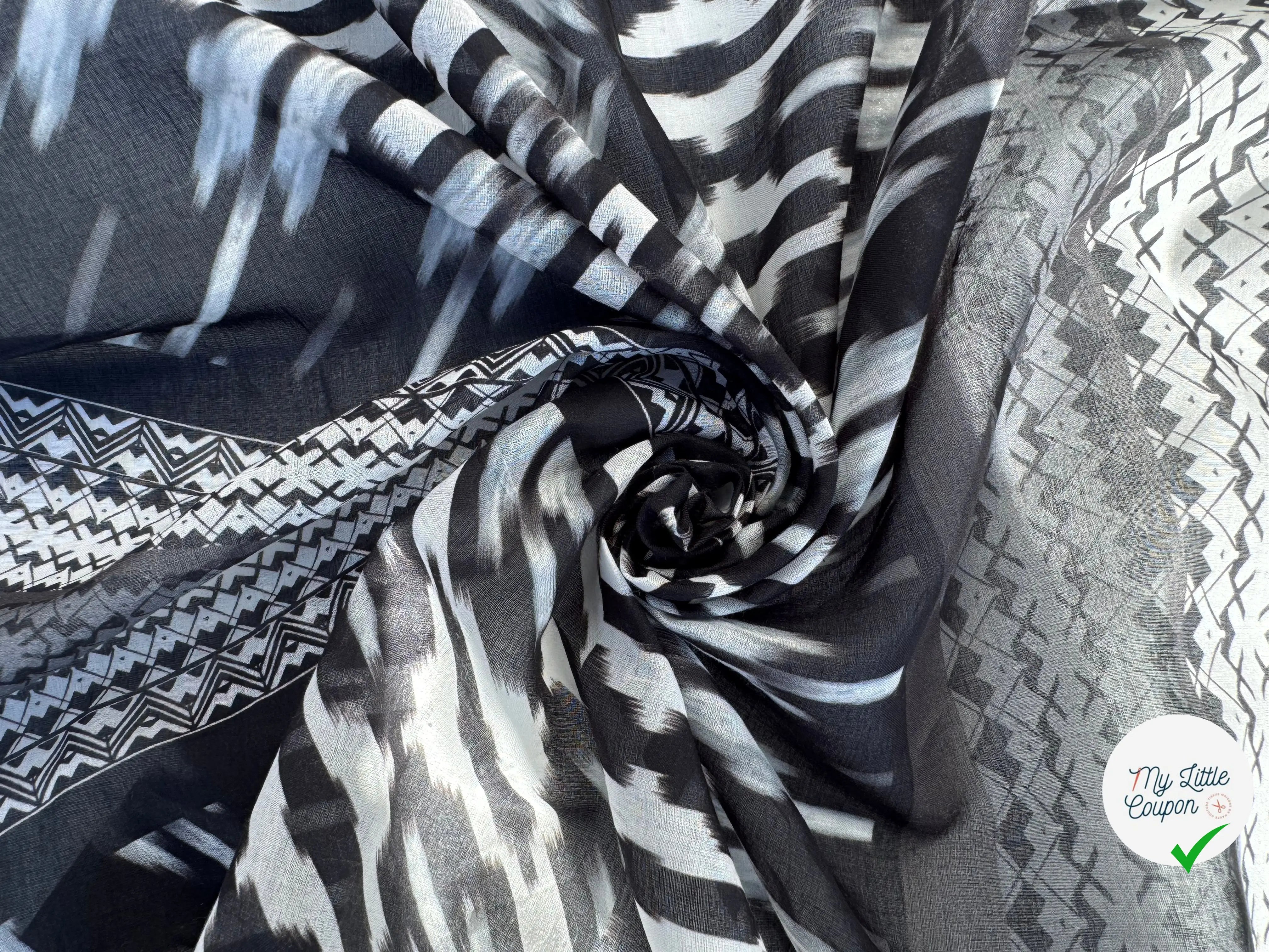 VOILE DE COTON MOTIF TOTEM BLACK, GREY AND WHITE - My Little Coupon