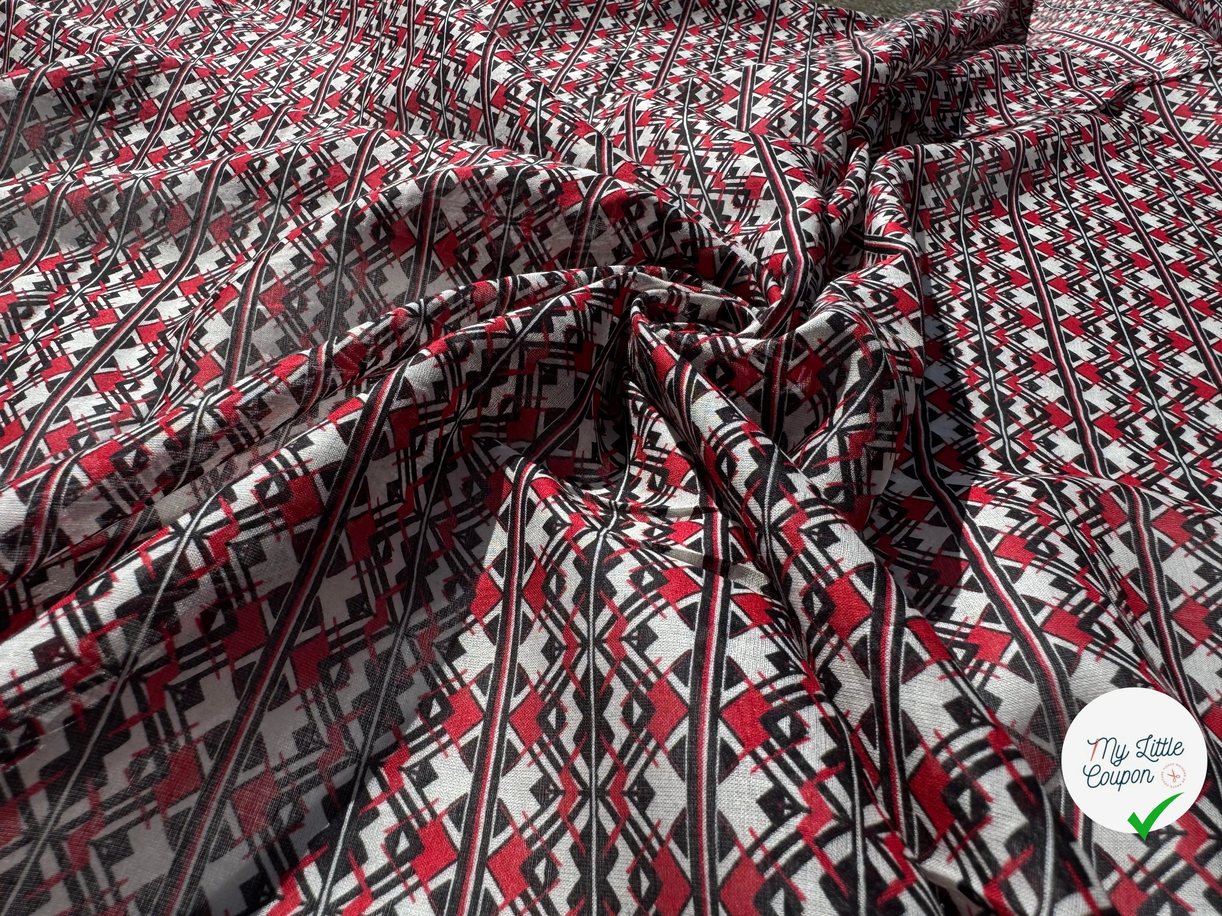 VOILE DE COTON MOTIF TOTEM BLACK, WHITE AND RED - My Little Coupon