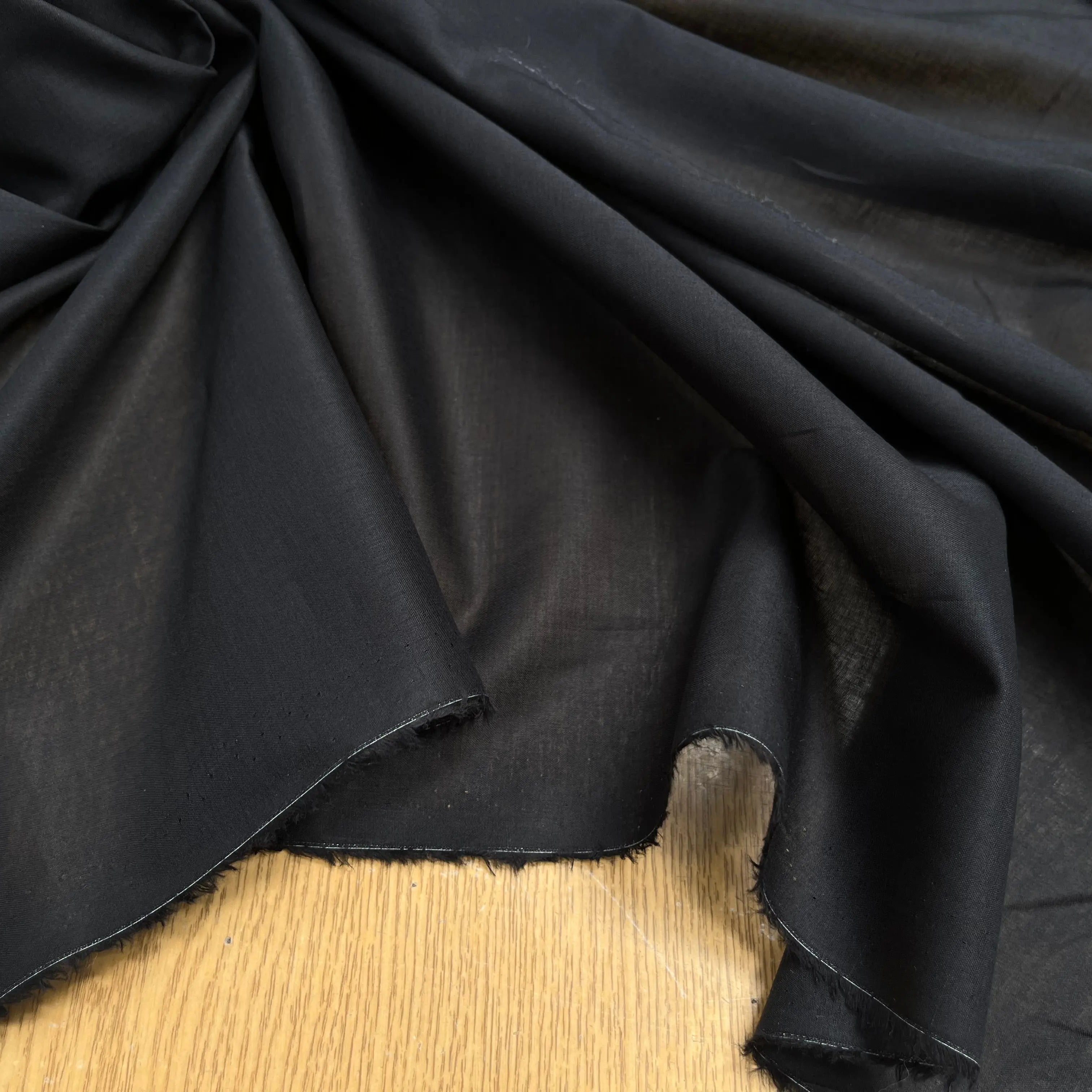 VOILE DE COTON NOIR SOUPLE - My Little Coupon