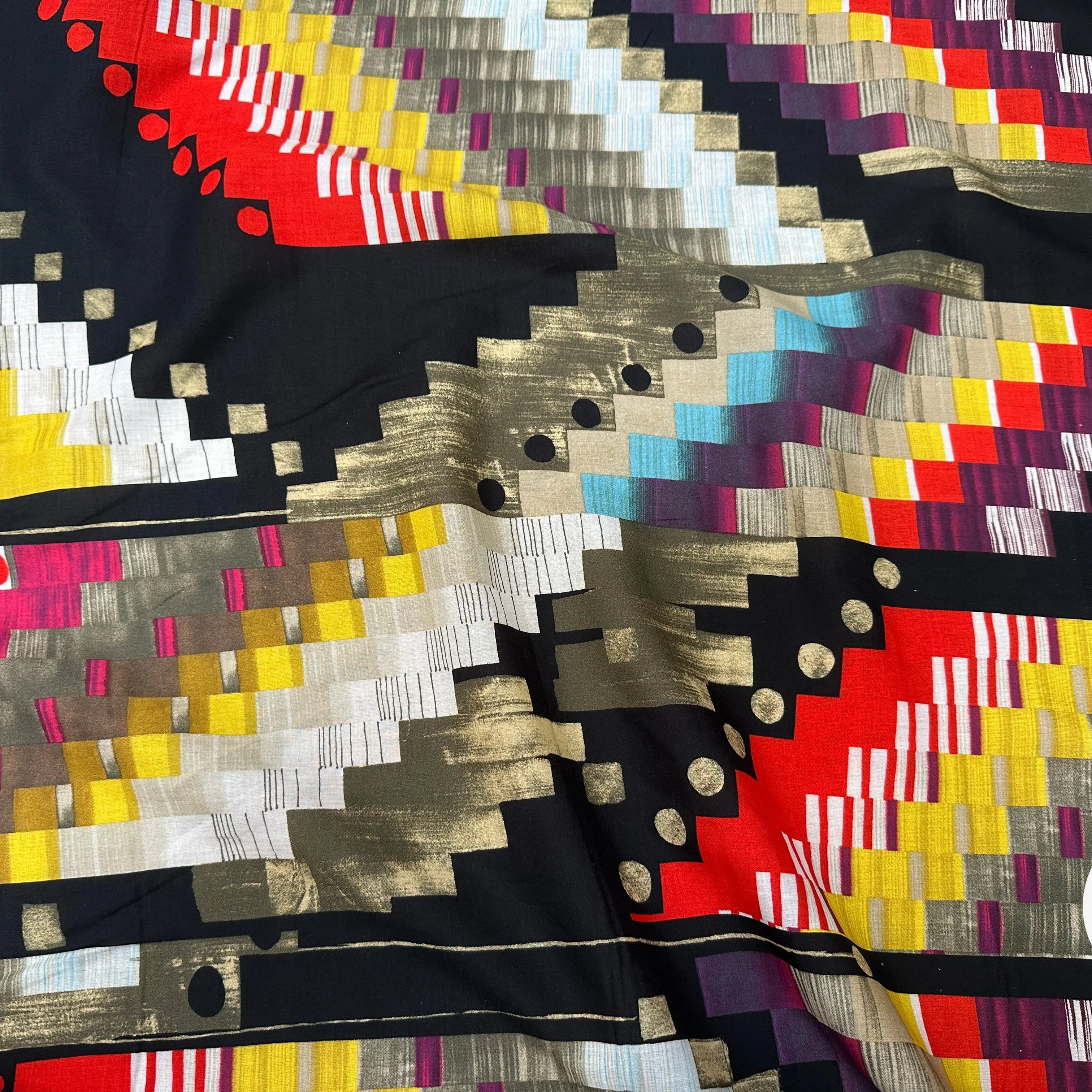 VOILE DE COTON ORIGAMI DE COULEUR FOND NOIR - My Little Coupon