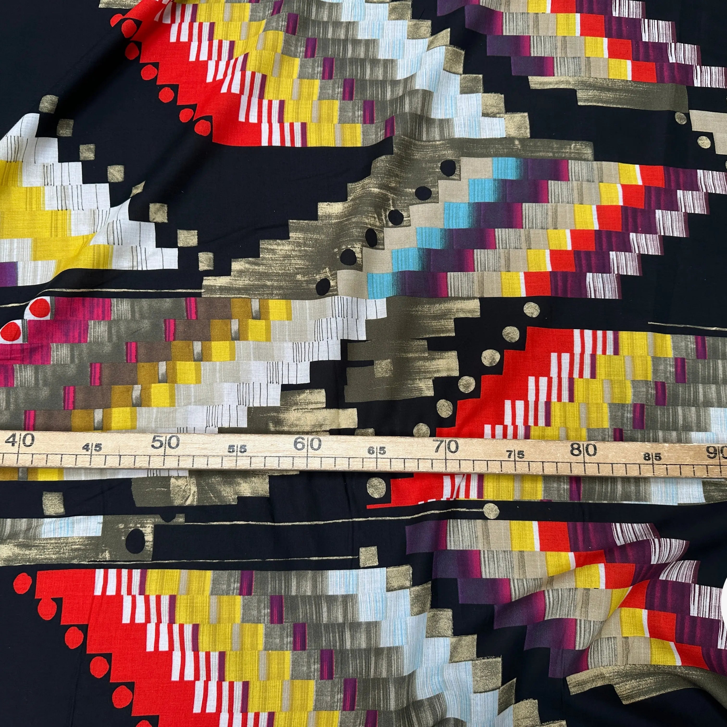 VOILE DE COTON ORIGAMI DE COULEUR FOND NOIR - My Little Coupon