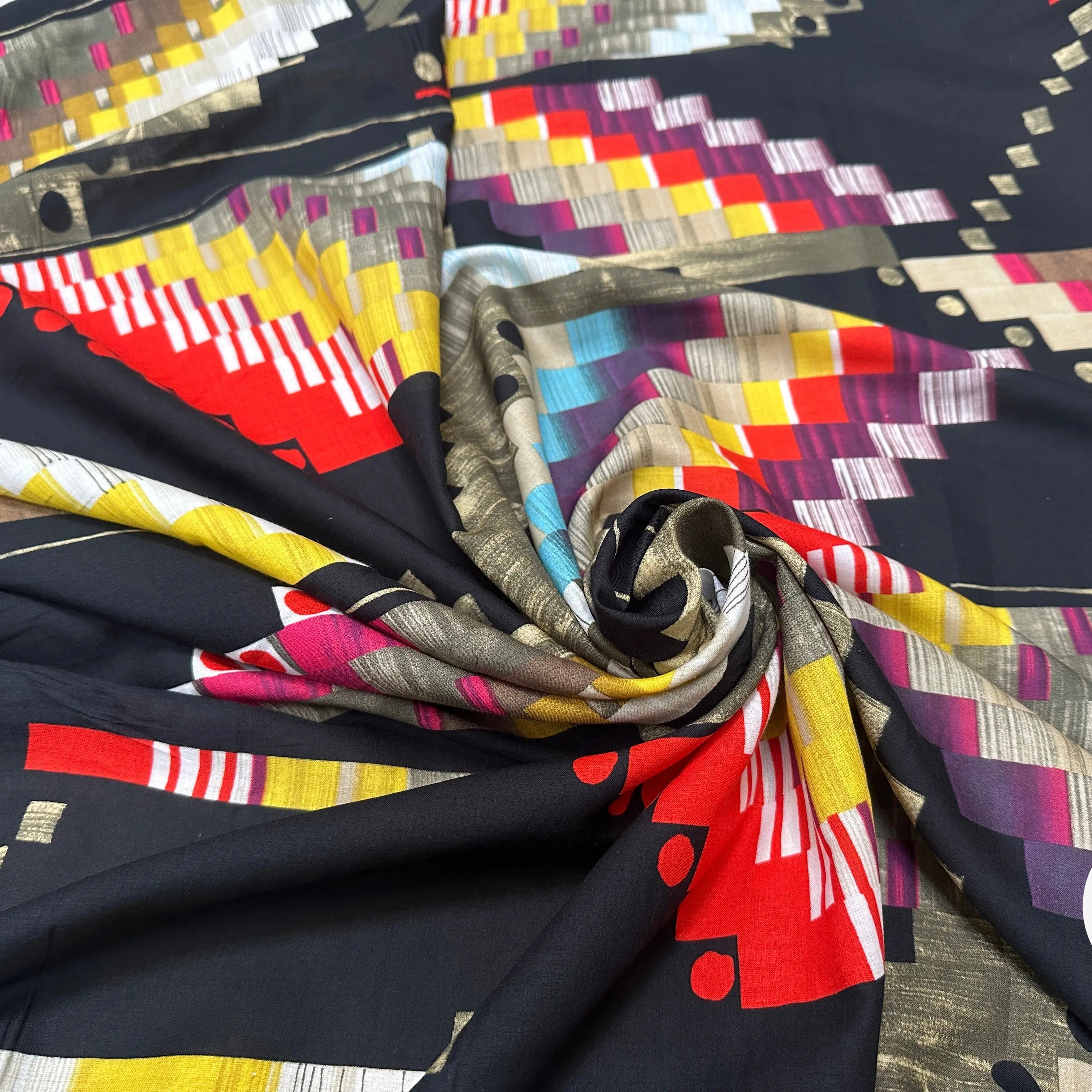 VOILE DE COTON ORIGAMI DE COULEUR FOND NOIR - My Little Coupon