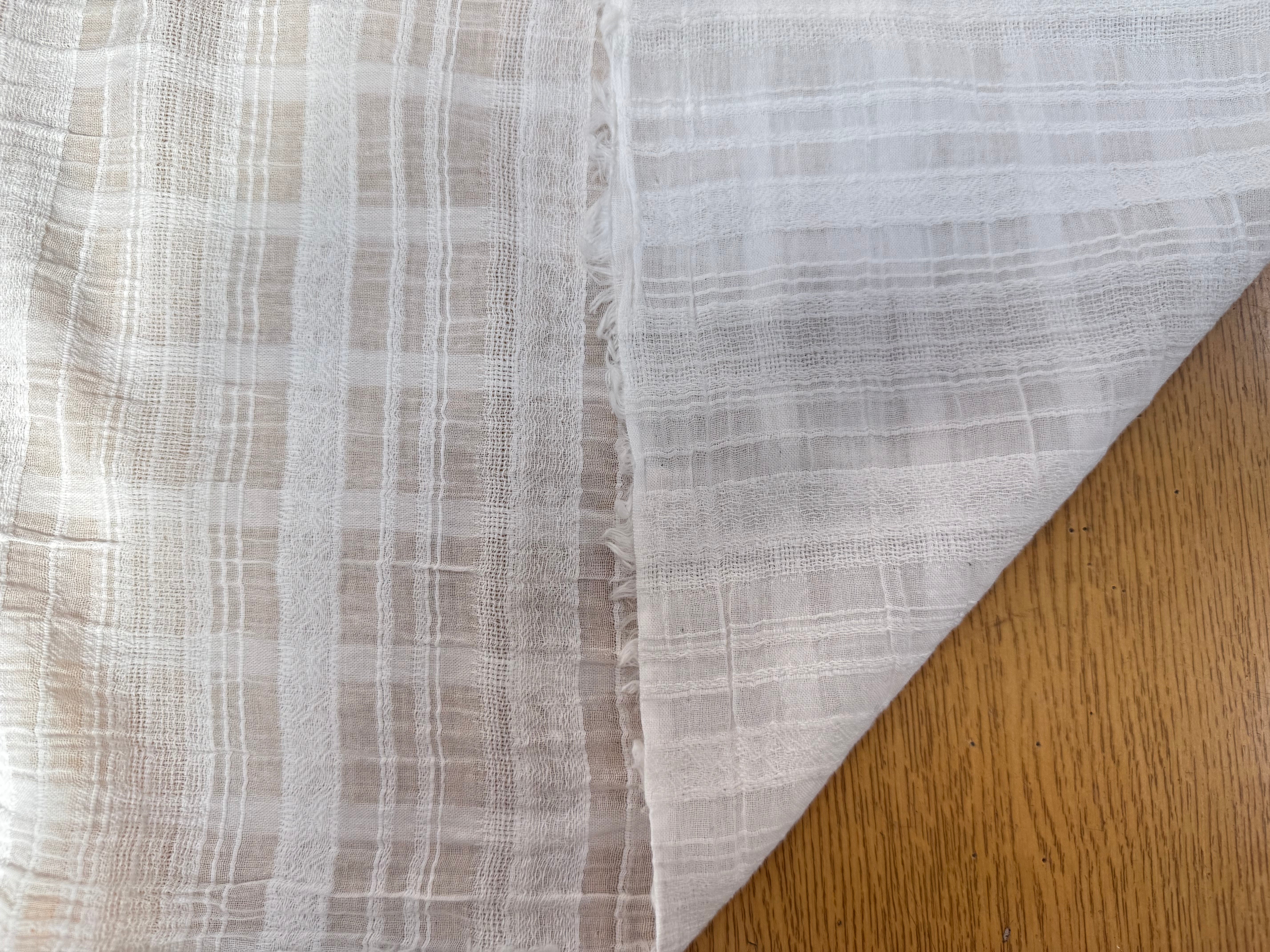 VOILE DE COTON UNI BLANC BRODÉ TONS SUR TONS - My Little Coupon