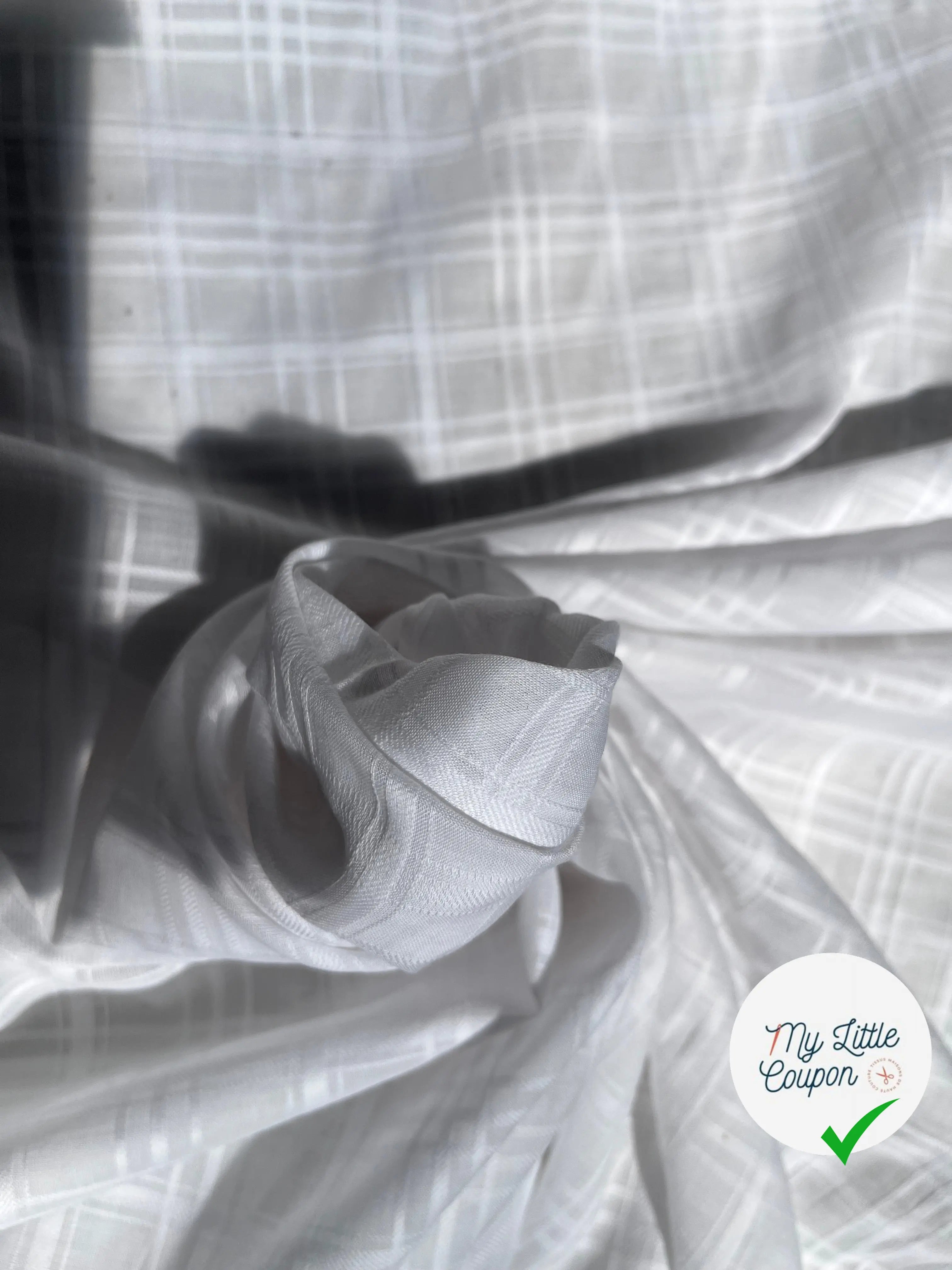 VOILE DE COTON UNI BLANC QUADRILLÉ - My Little Coupon