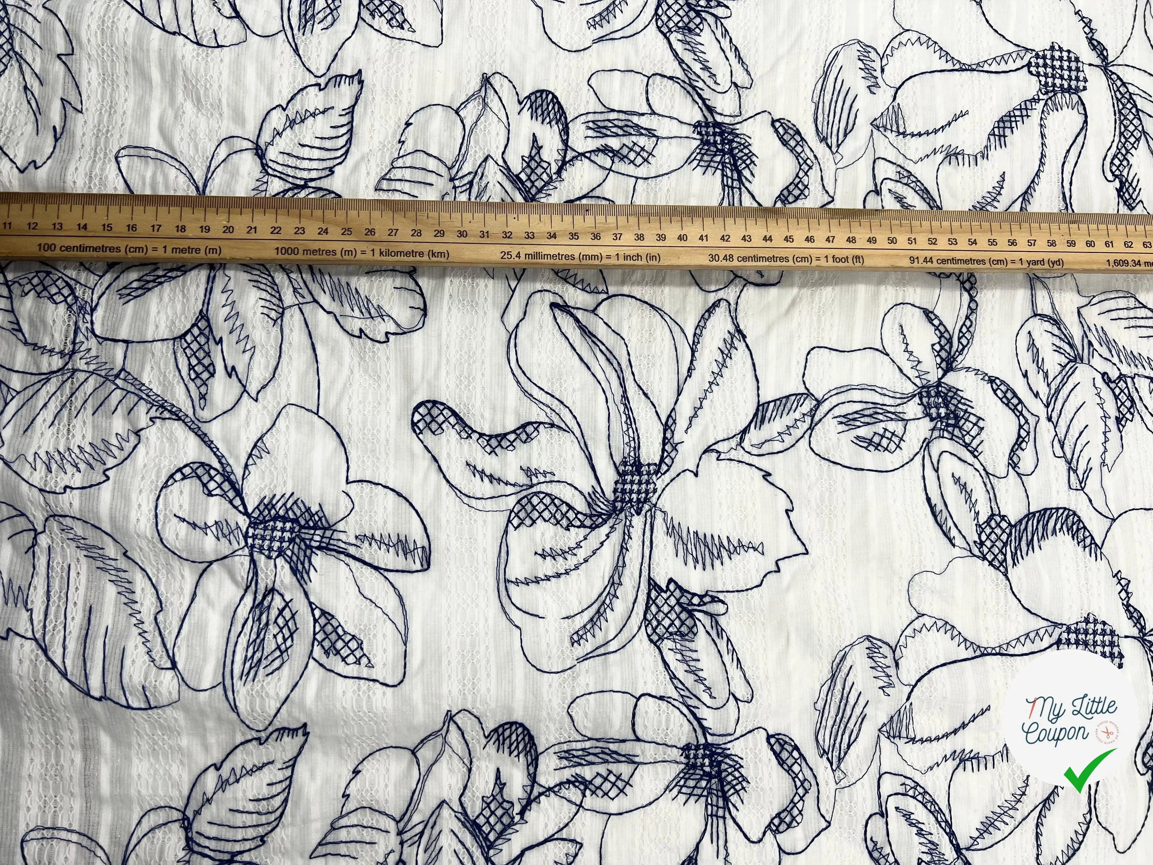 VOILE TISSÉ REBRODÉ FEUILLAGE INDIGO - My Little Coupon - tissu - coudre