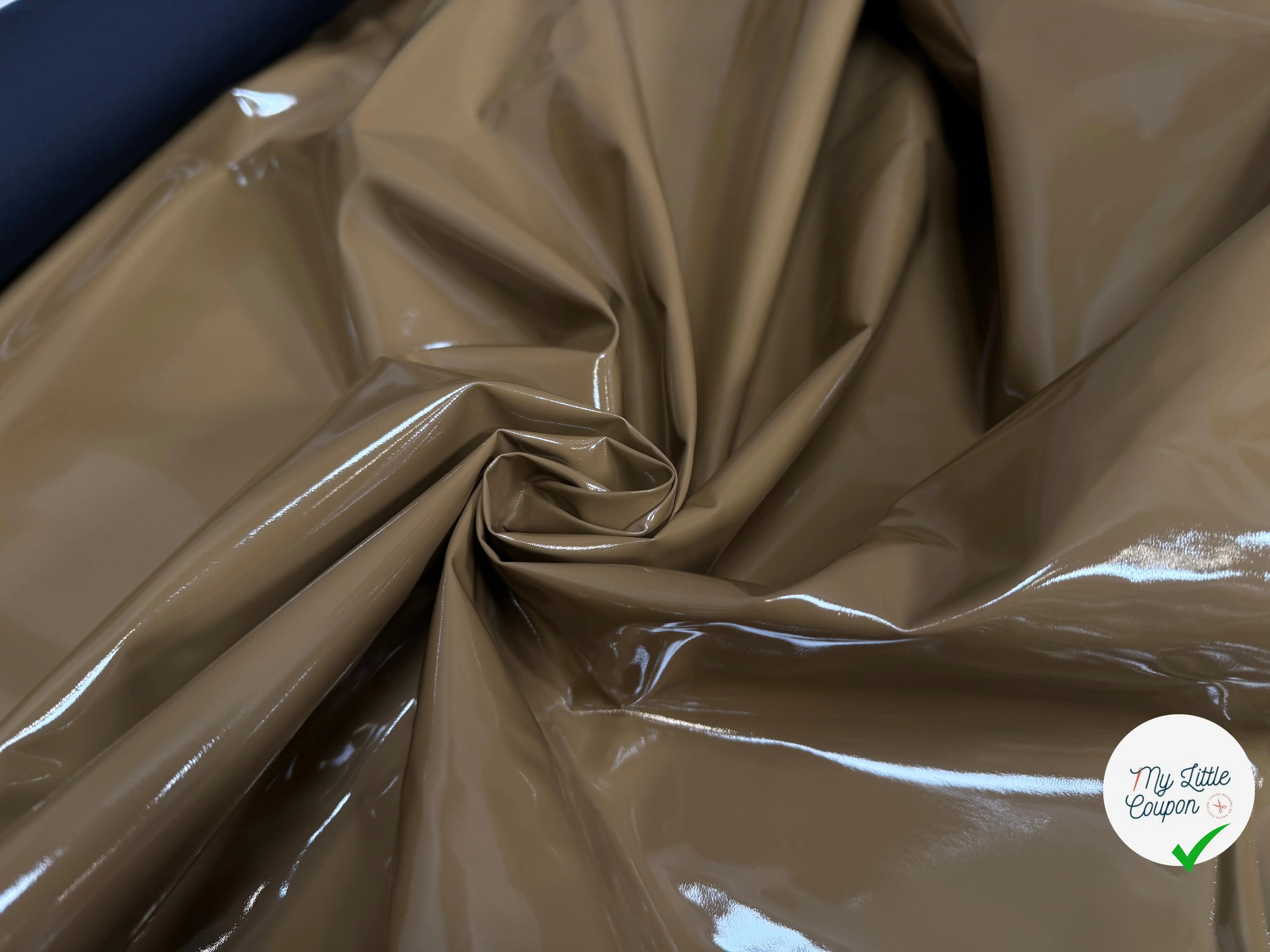 VYNILE UNI MARRON COUTURE - My Little Coupon