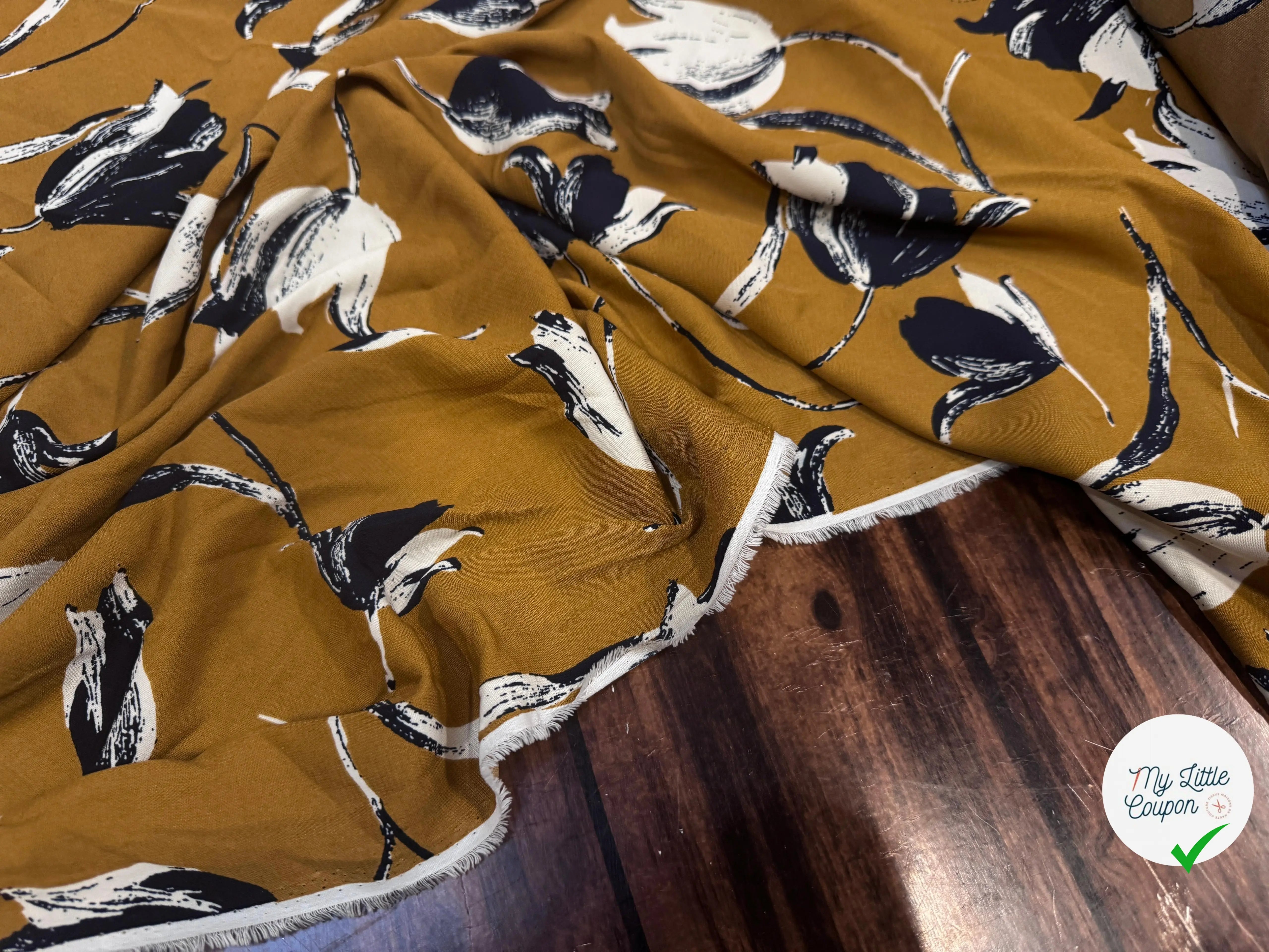 WOOLPEACH FLEURS DE PEINTURE BLANCHE FOND OCRE JAUNE - My Little Coupon
