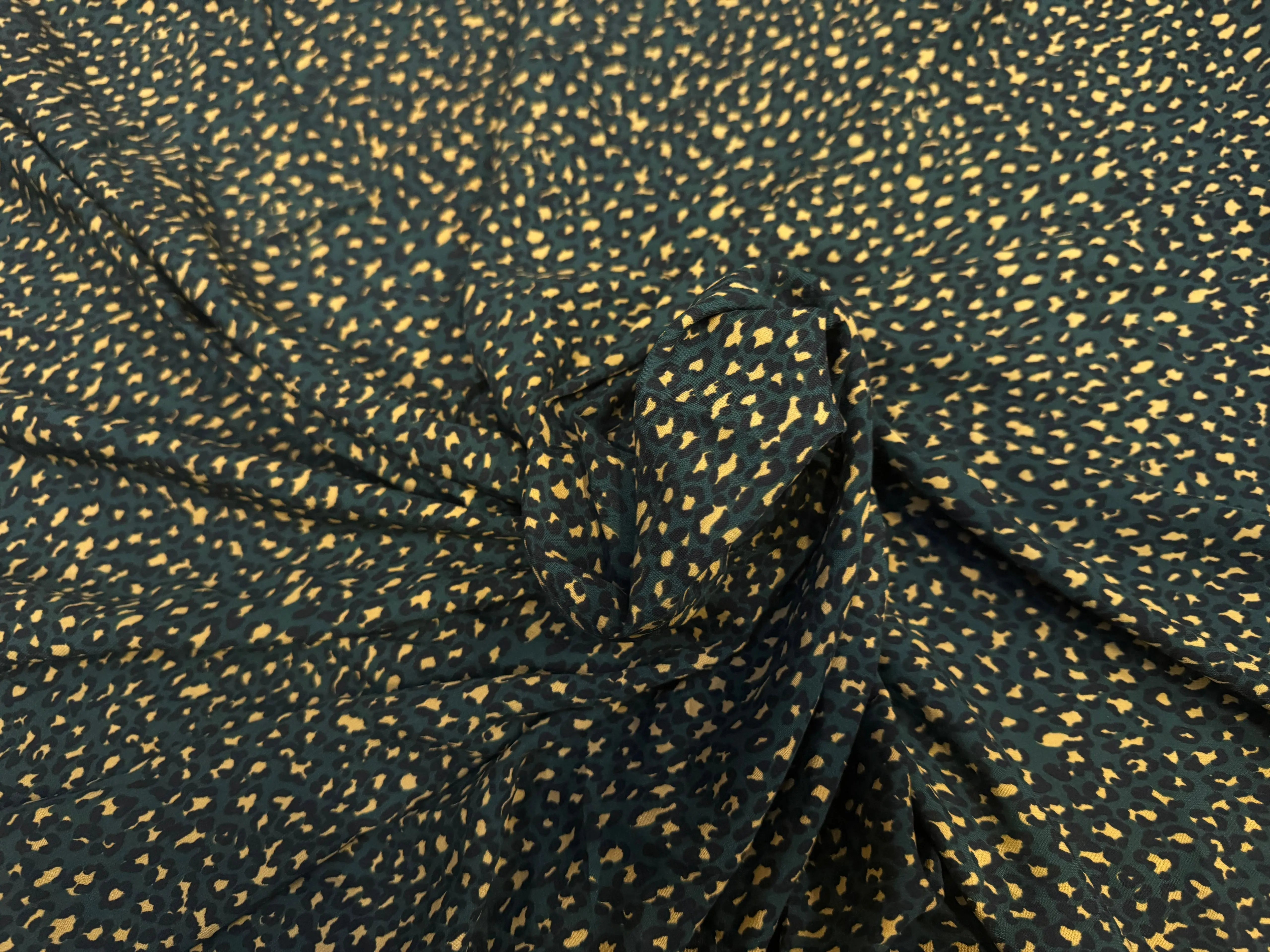 WOOLPEACH PANTHÈRE JAUNE FOND VERT - My Little Coupon