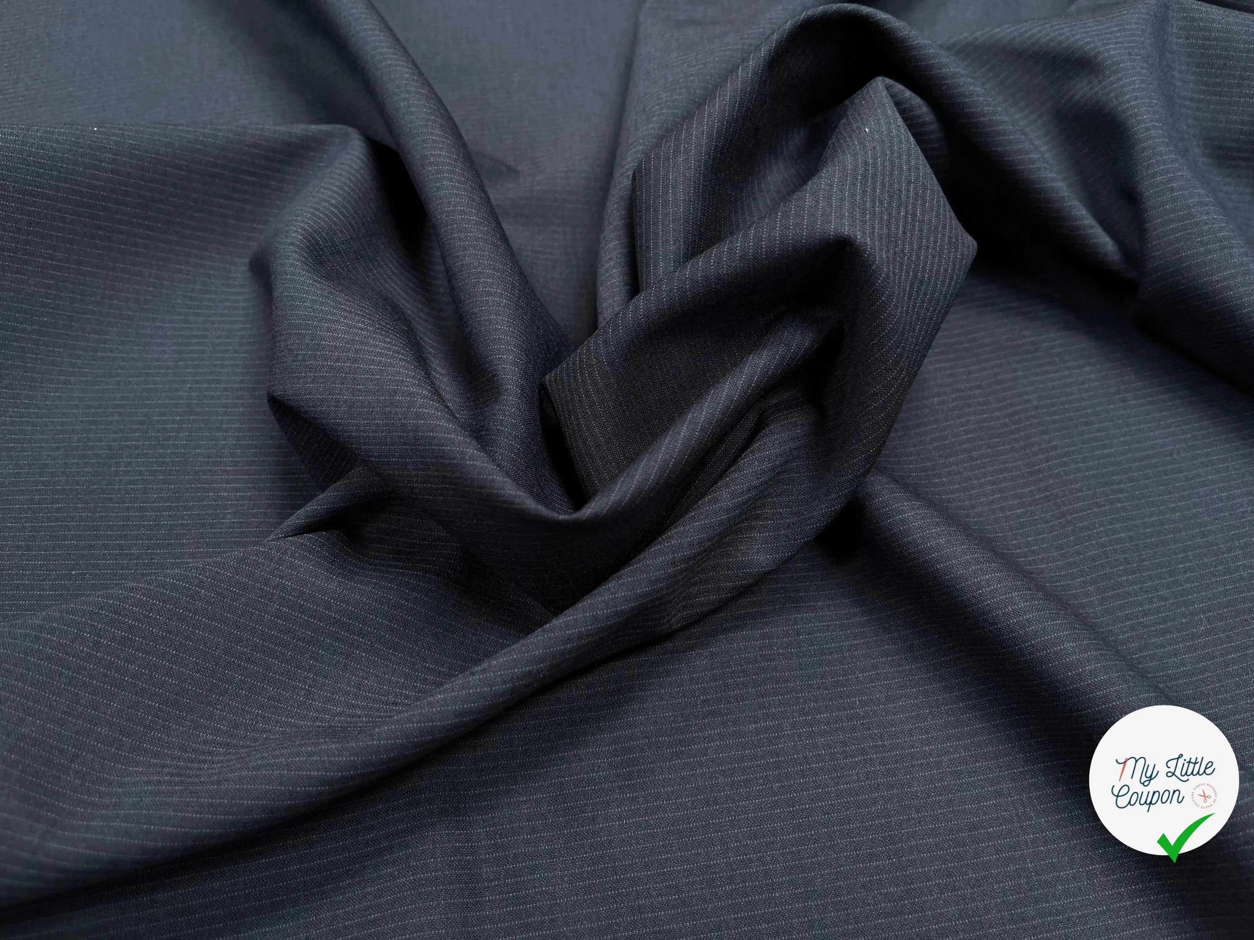 DRAPERIE 100% LAINE VIERGE BLEU MARINE RAYÉ TRÈS ÉLEGANTE - My Little Coupon