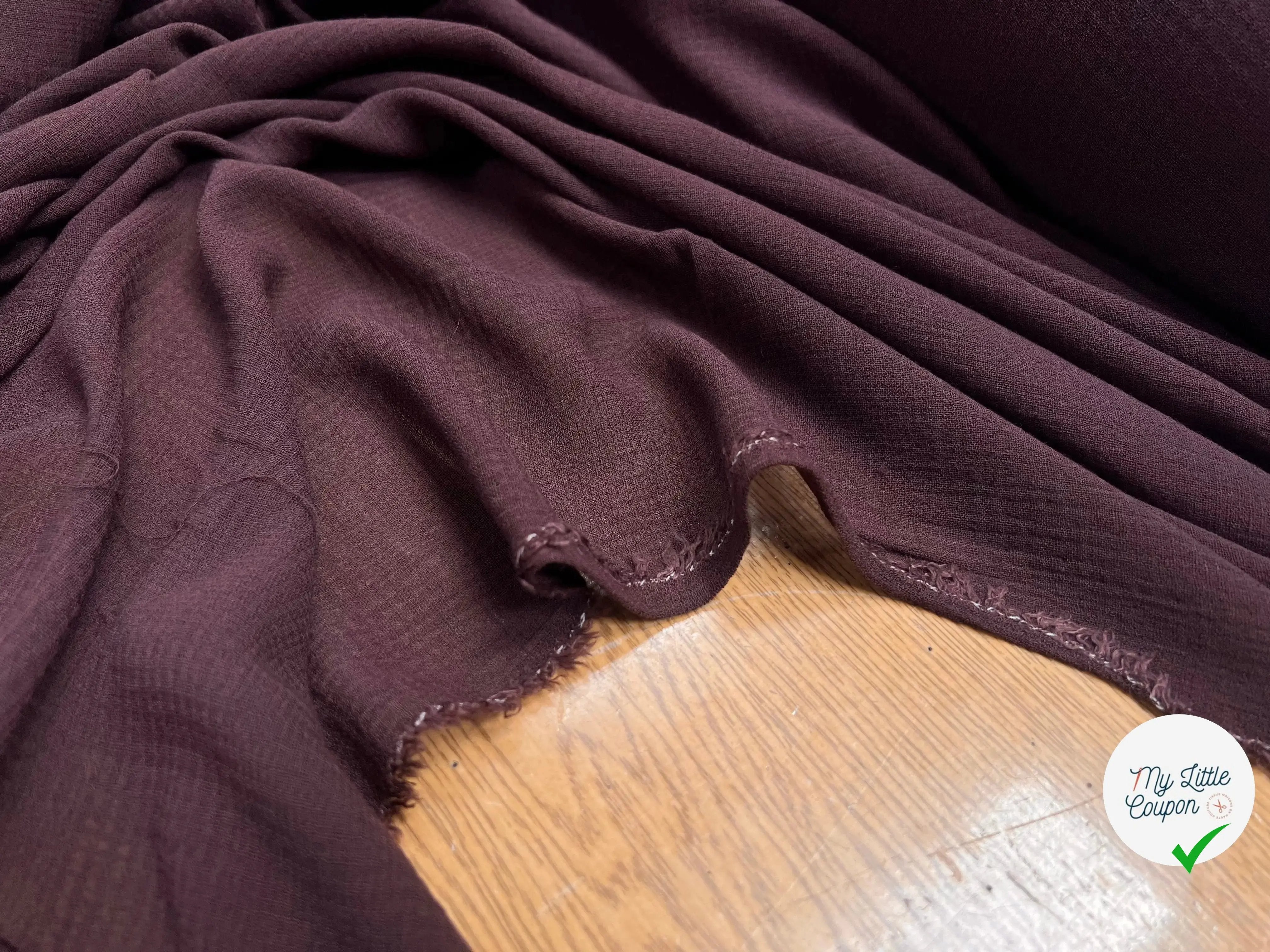 GAZE DE COTON SOIE PRUNE AVEC CARREAUX TONS SUR TONS - My Little Coupon