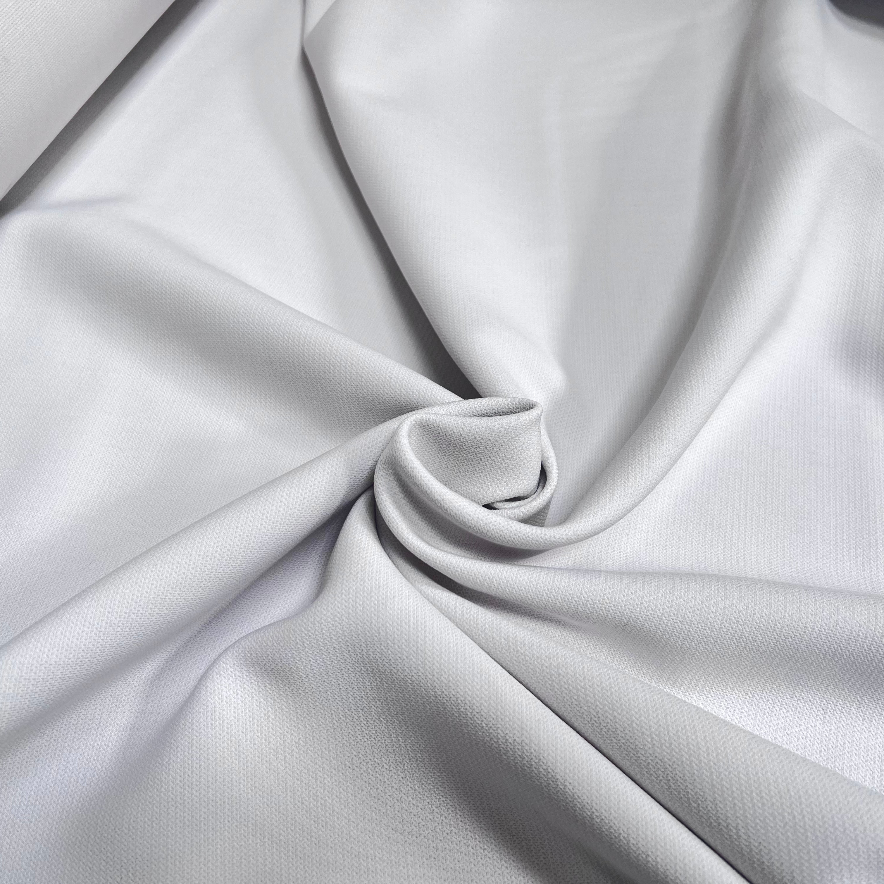 TOILE DE COTON BLANCHE TRÈS LÉGÈREMENT BLEUTÉE - My Little Coupon