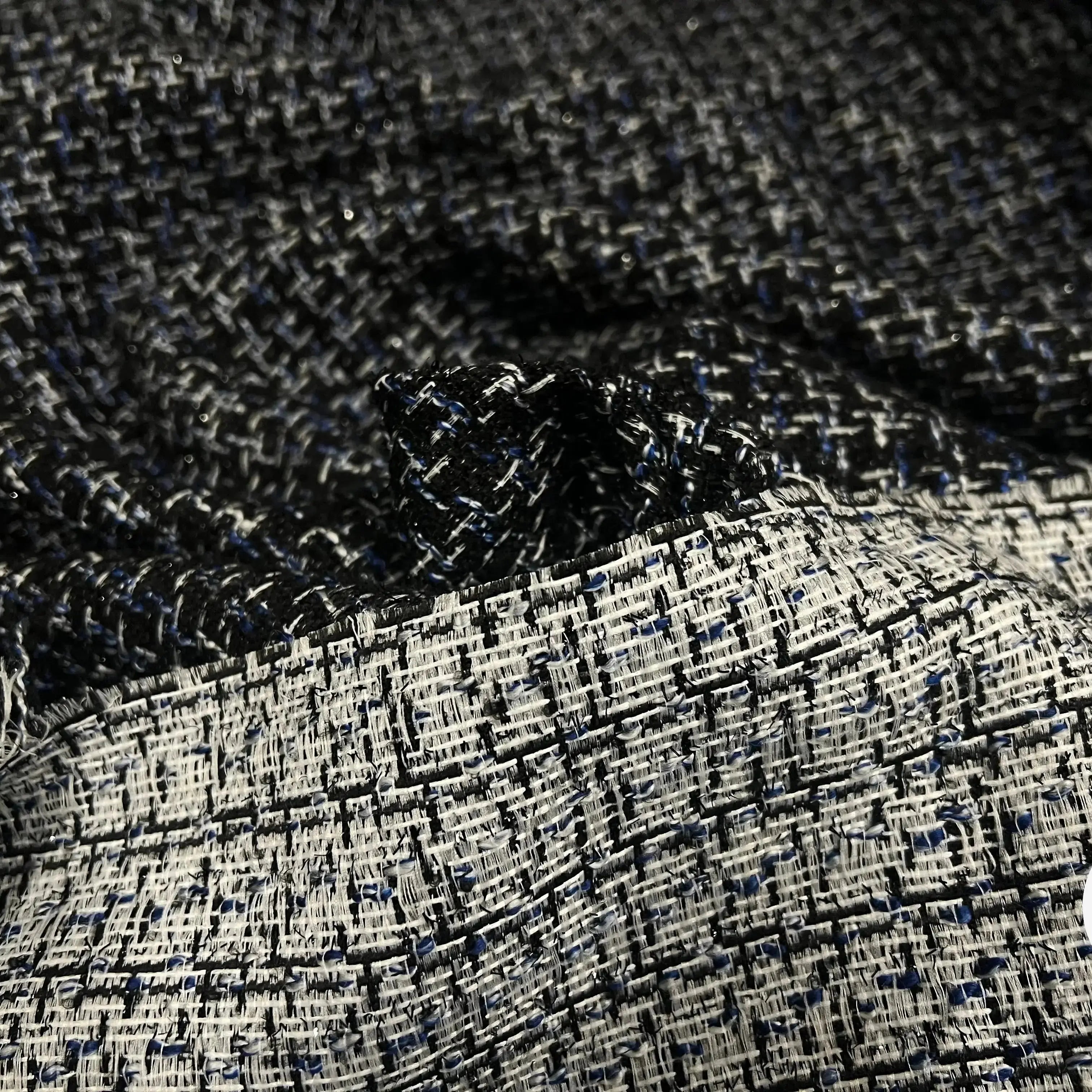 TWEED BLACK & BLUE 19%VISCOSE - My Little Coupon