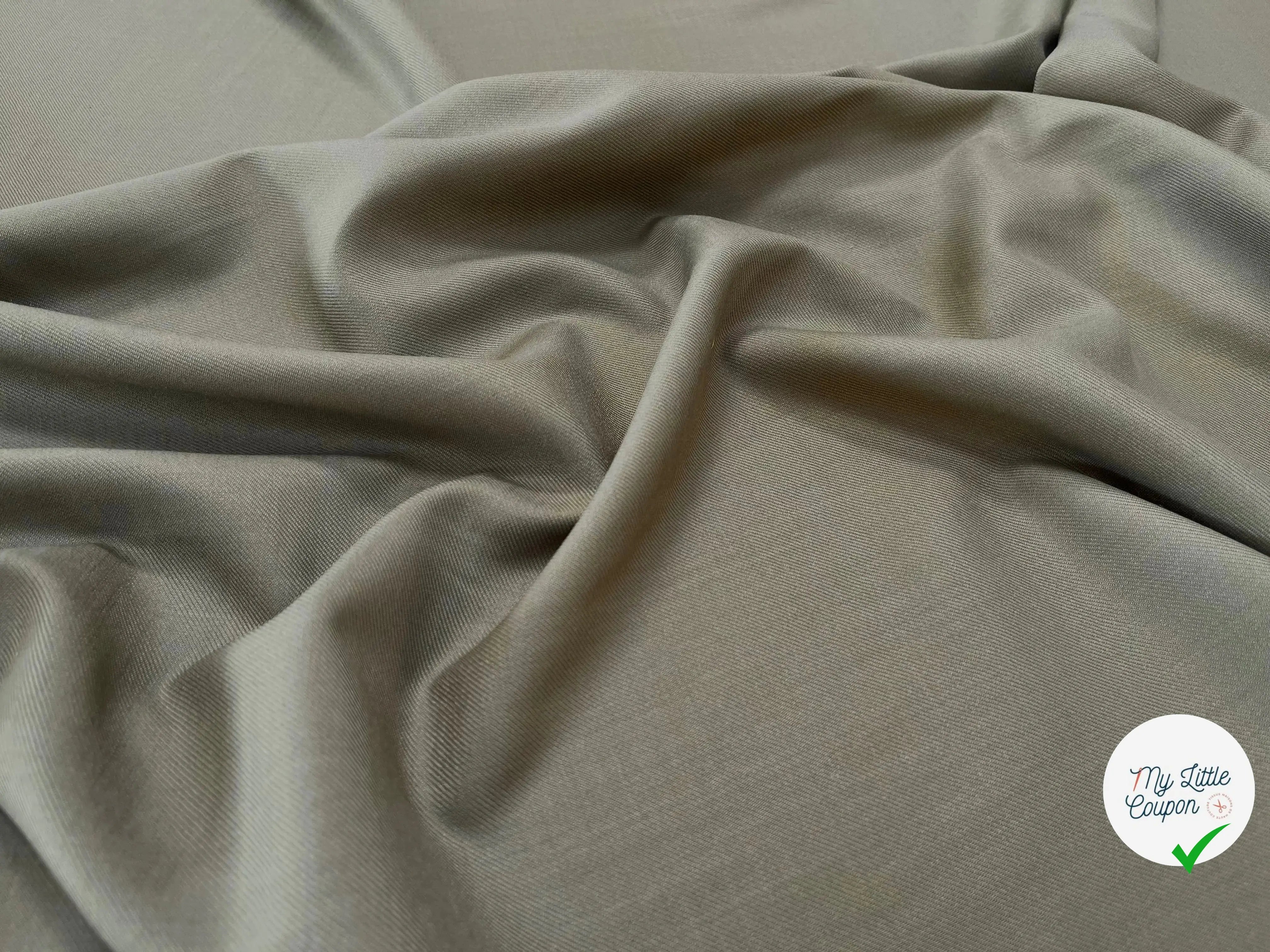 VISCOSE SERGÉE UNI STRETCH VERT GRIS - My Little Coupon