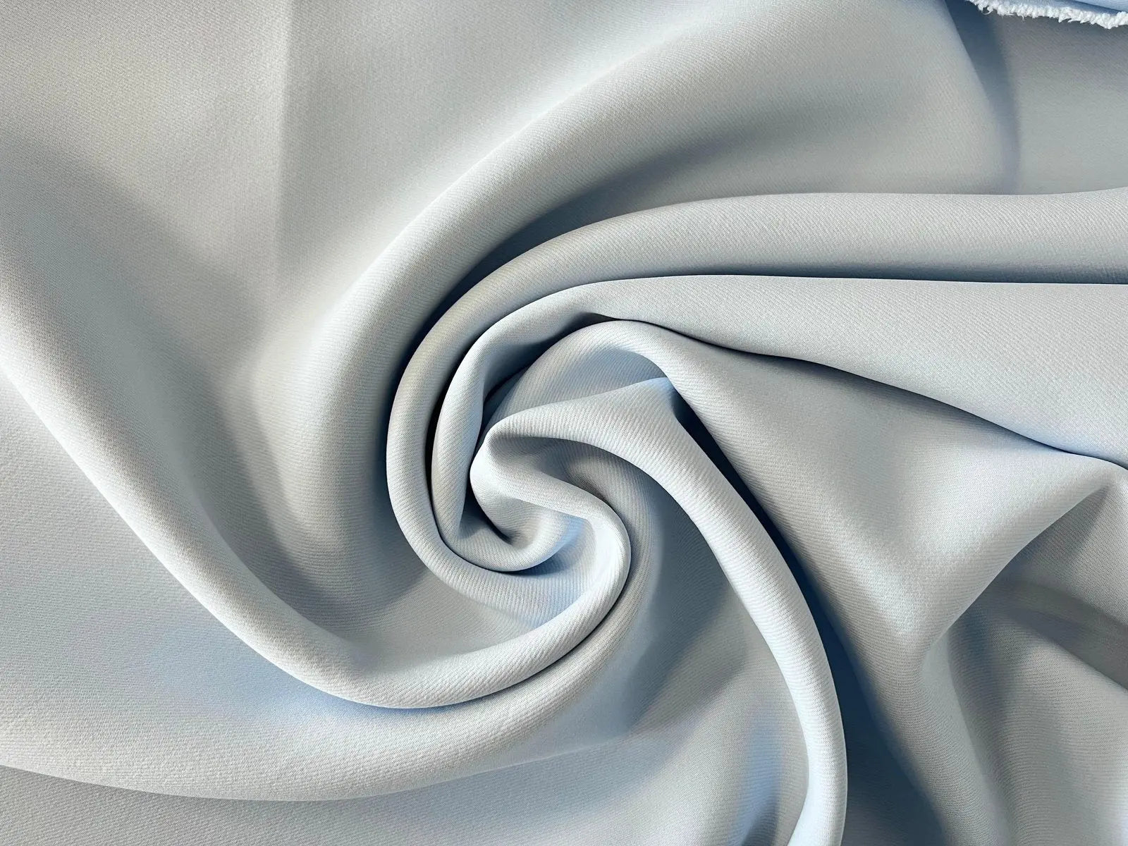GABARDINE POLYESTER PRESTIGE BLEU LAYETTE - My Little Coupon - tissu - coudre