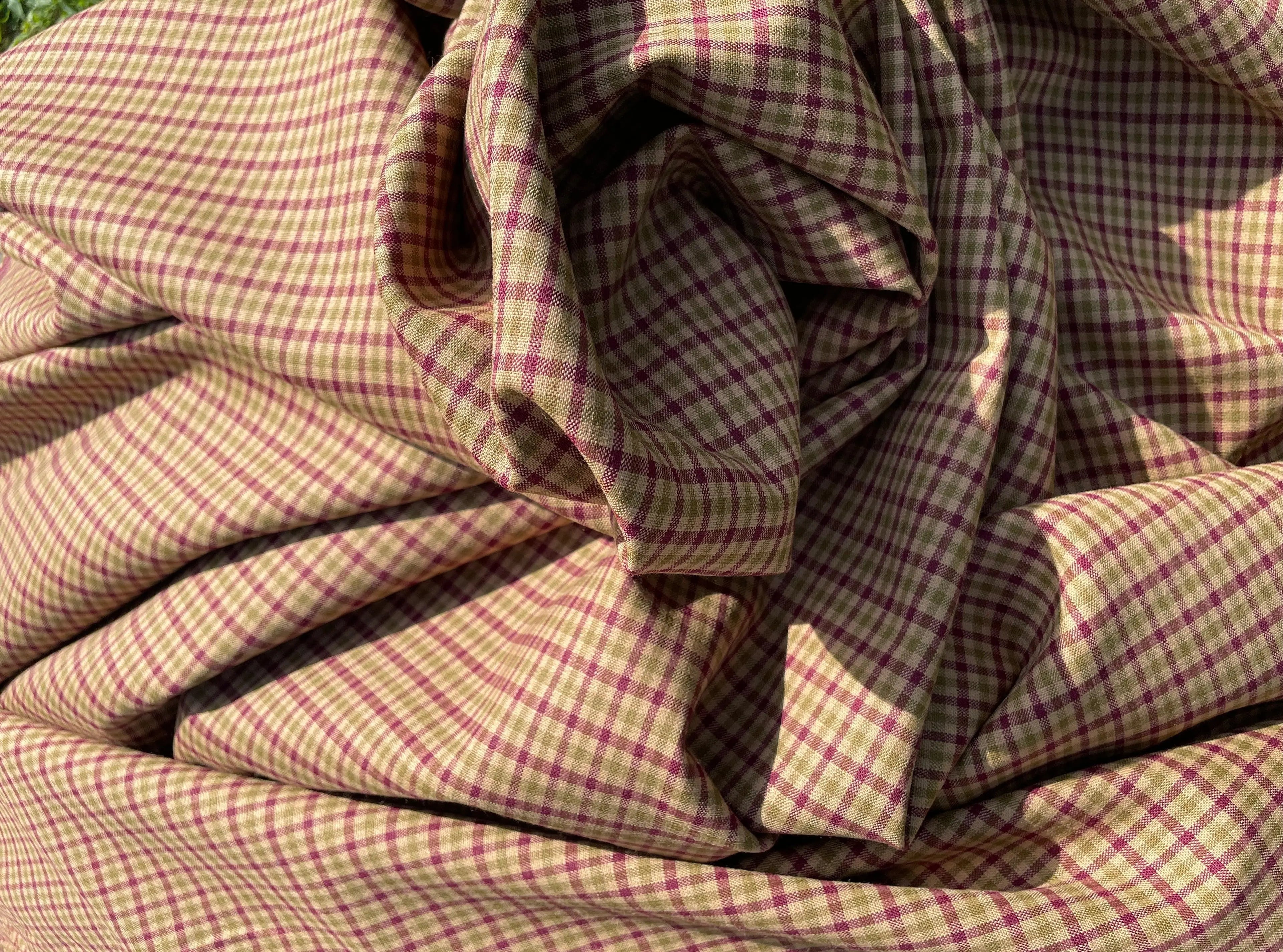 LAINAGE CARREAUX EXTENSIBLES BEIGES ET BORDEAUX 98% LAINE - My Little Coupon - tissu - coudre