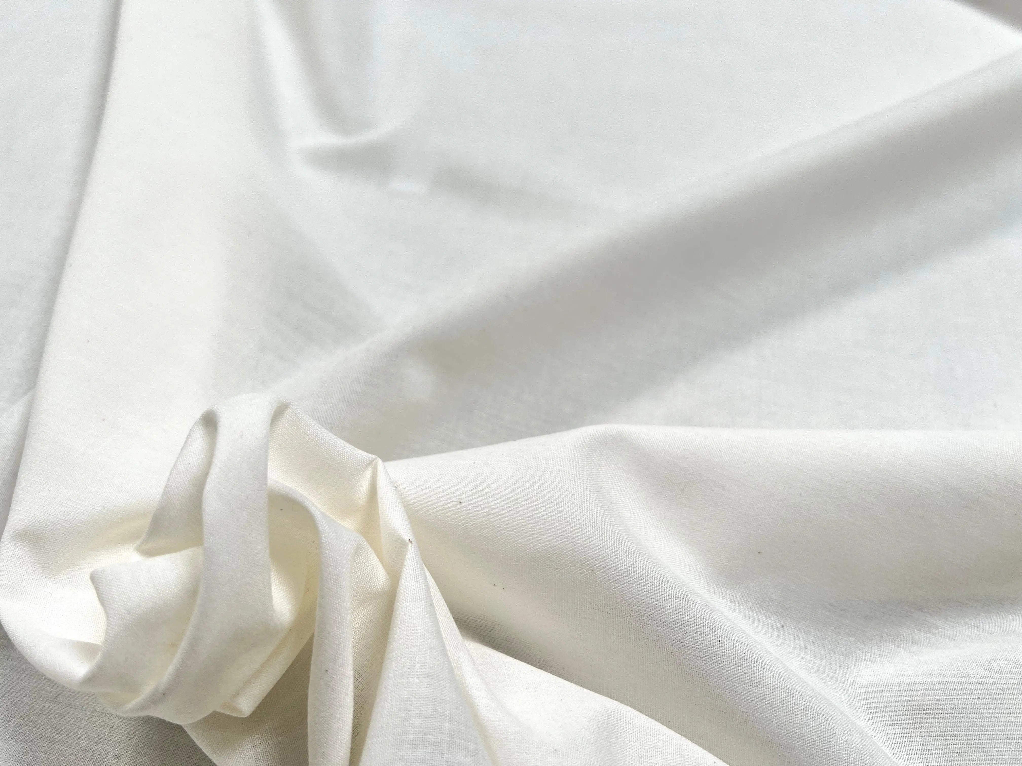 PERCALE DE COTON BLANCHE LÉGÈREMENT CASSÉ - My Little Coupon - tissu - coudre