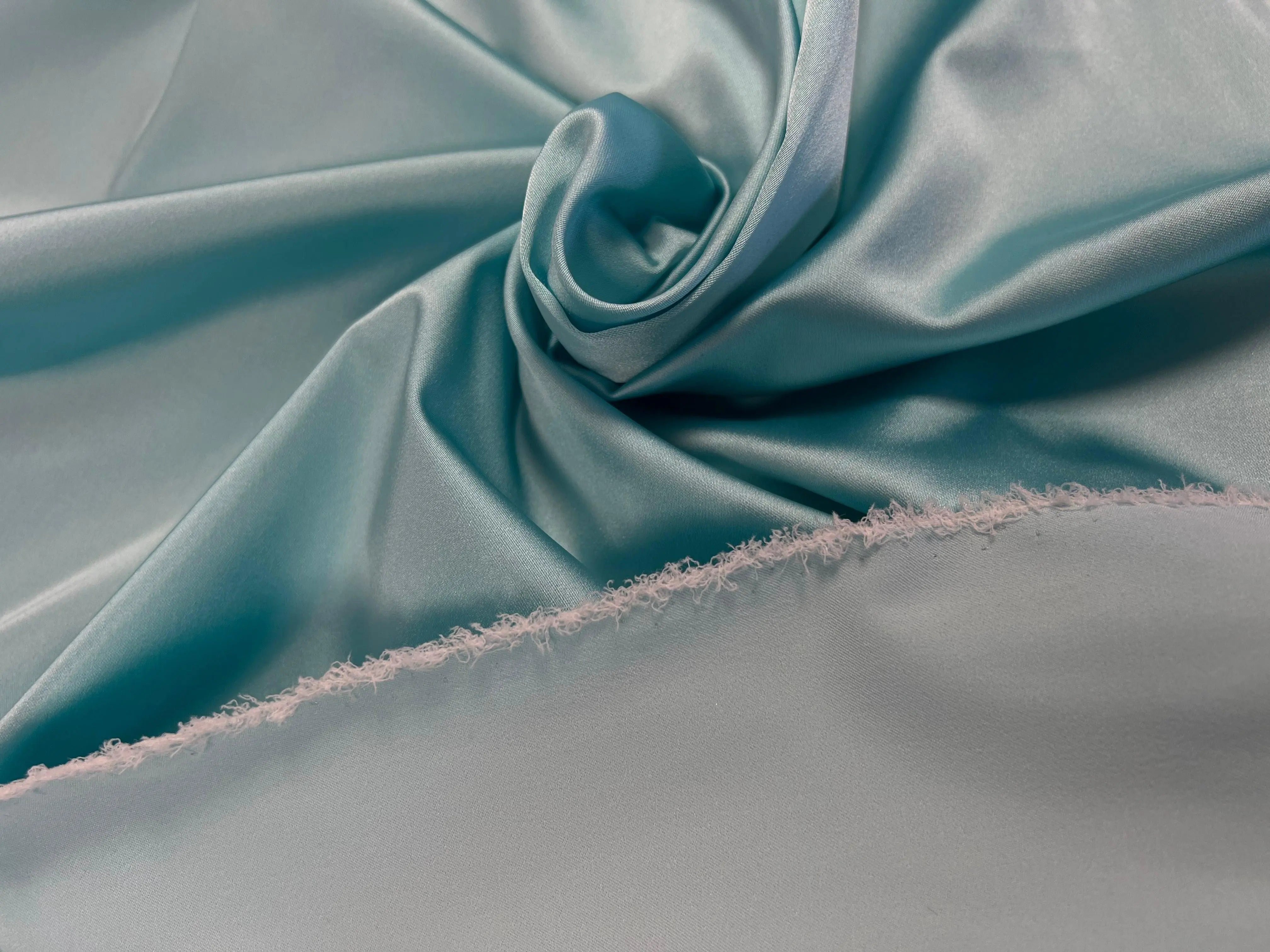 SATIN EXTENSIBLE GREENCEL LYONNAIS VERT JADE - coupon de 3 mètres - My Little Coupon - tissu - coudre