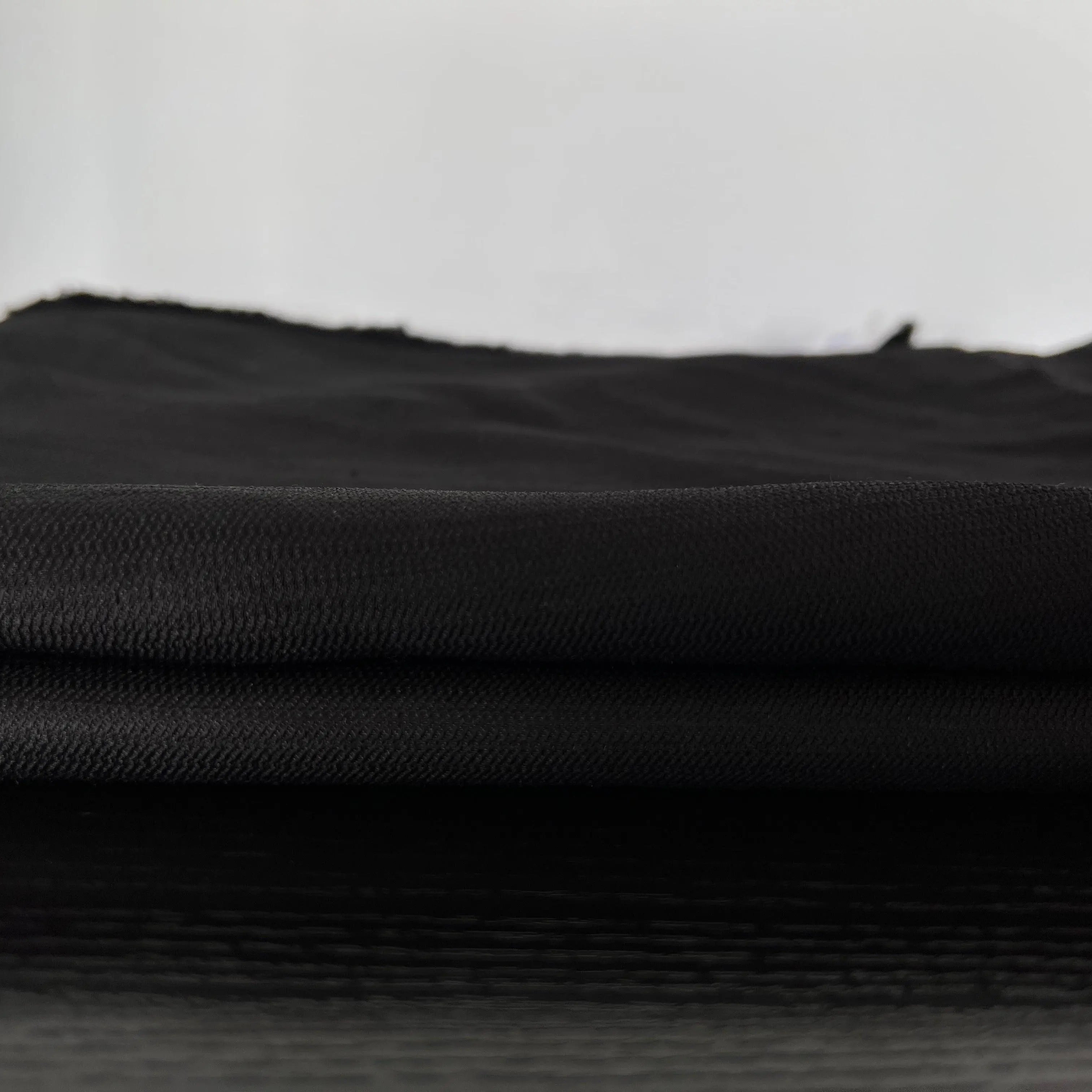 TISSU ARMURÉ POLYVISCOSE NOIR - My Little Coupon - tissu - coudre