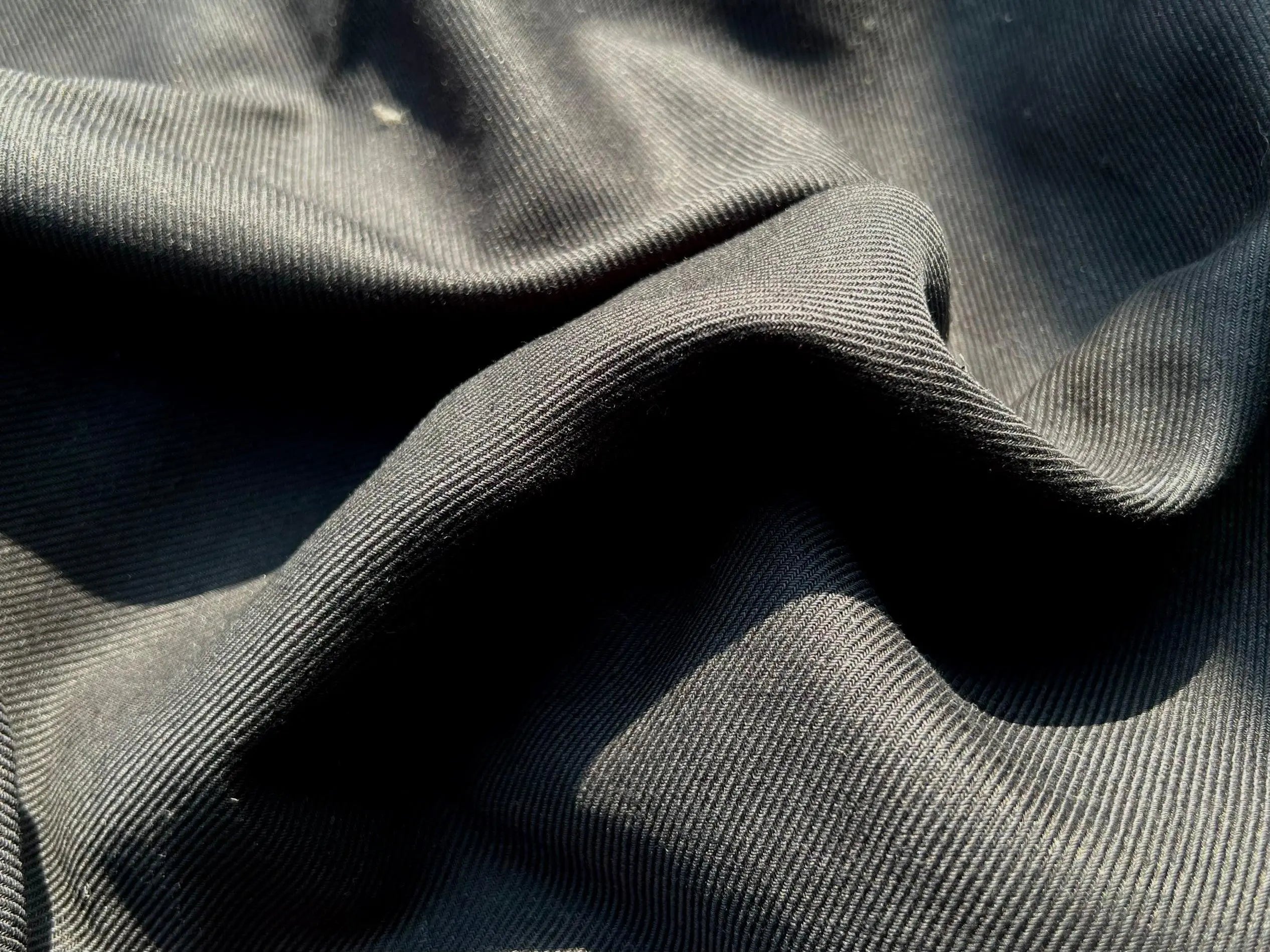 TISSU JEANS DRILL DE COTON NOIR - coupon de 3 mètres - My Little Coupon - tissu - coudre