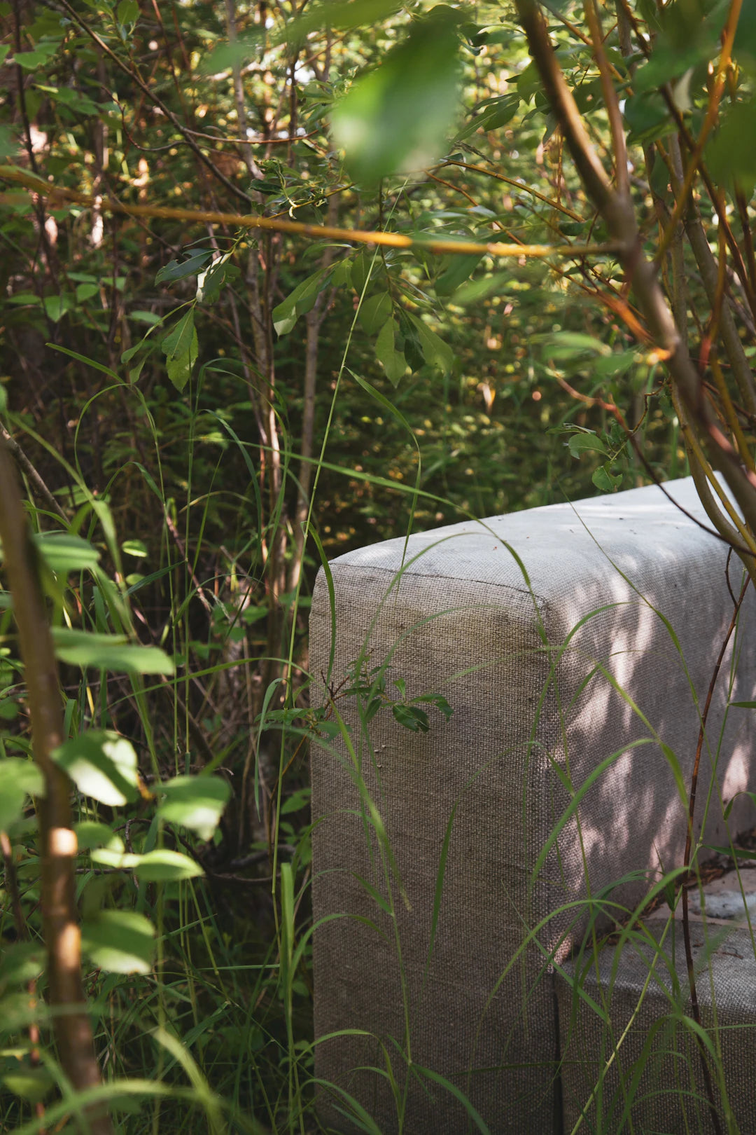 Les Atouts Écologiques du Recyclage des Tissus en Couture