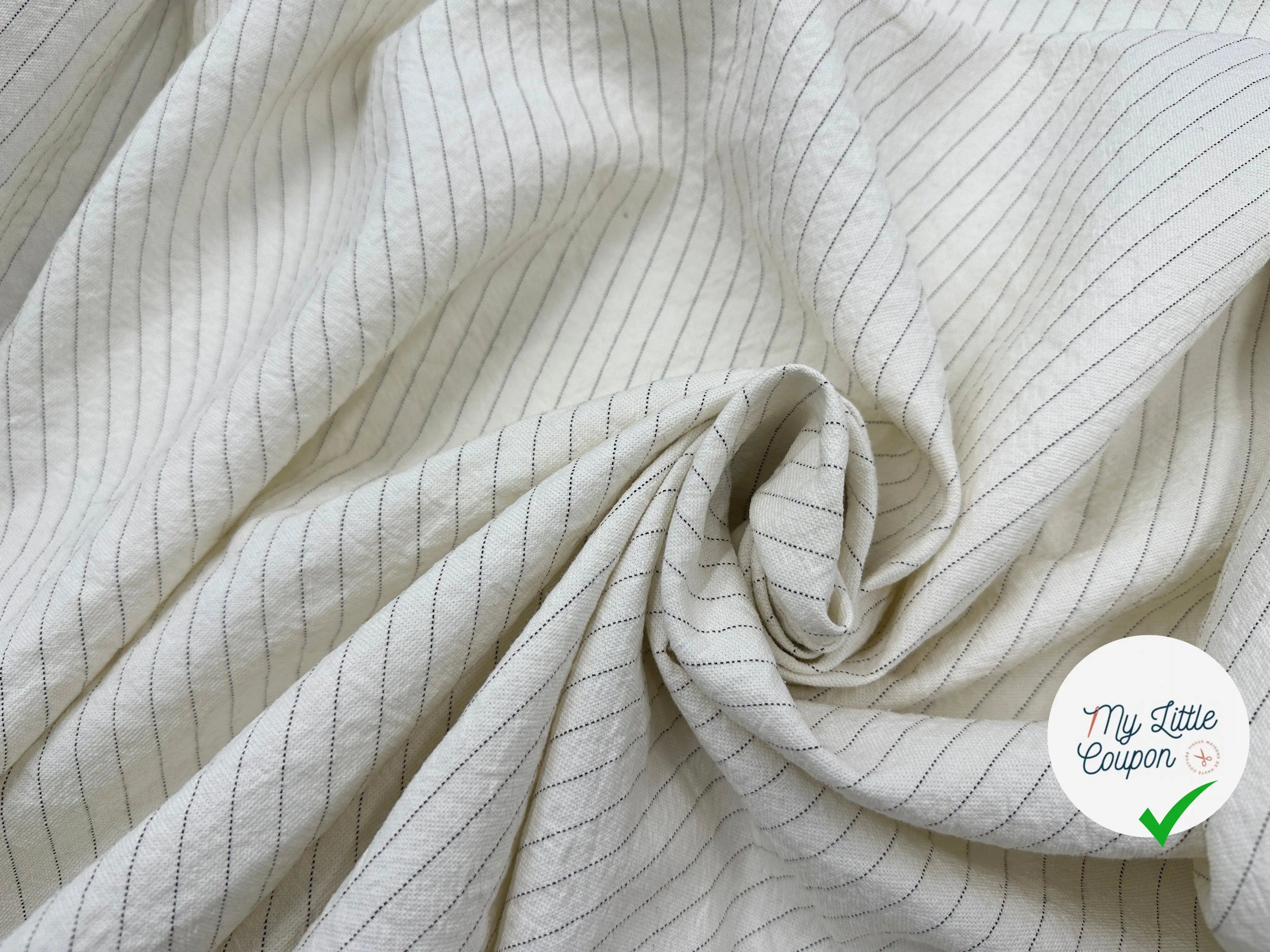 BOURRETTE DE COTON BLANC CASSÉ FINES RAYURES POINTILLÉS NOIRES - My Little Coupon - tissu - coudre