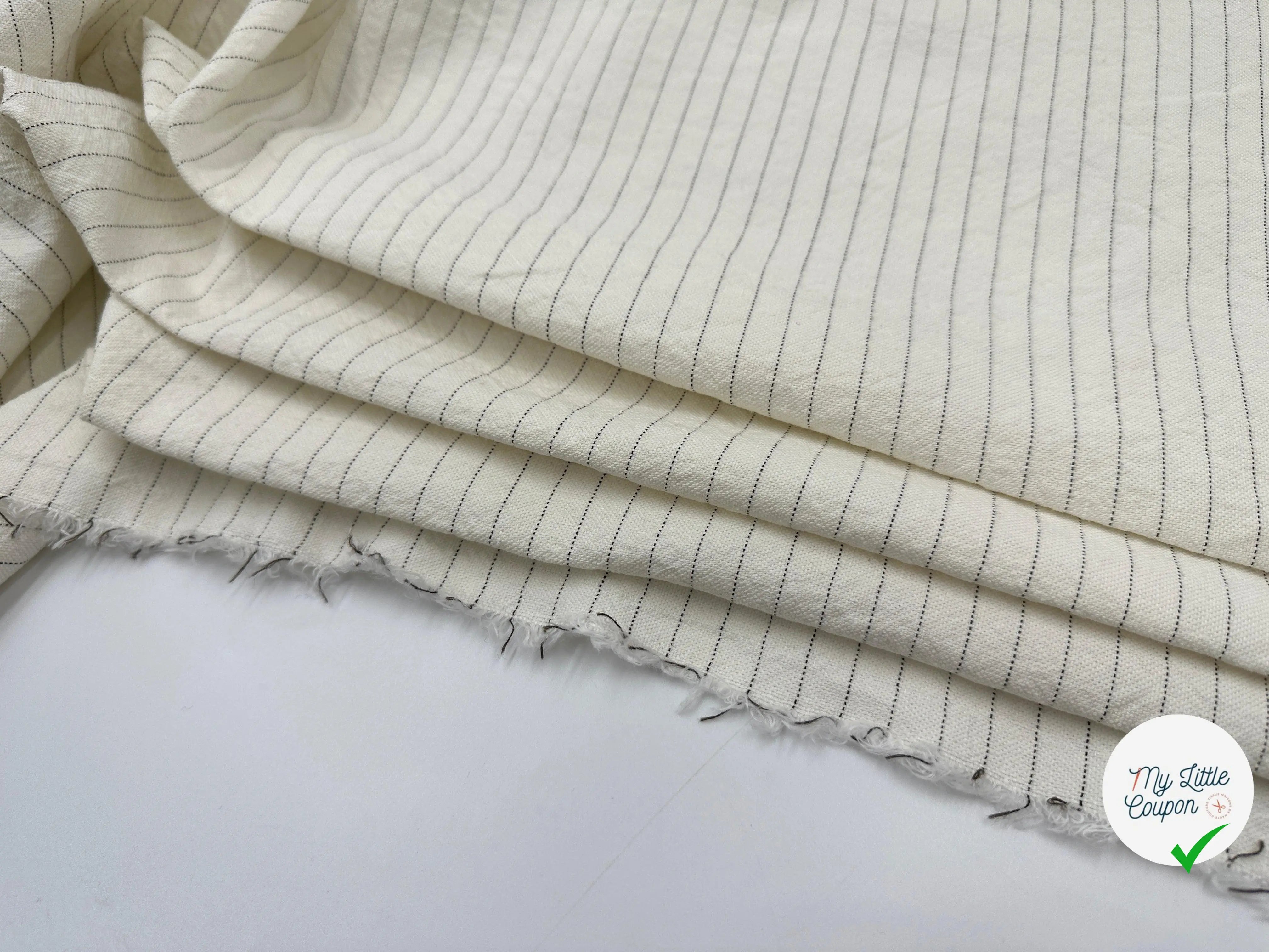 BOURRETTE DE COTON BLANC CASSÉ FINES RAYURES POINTILLÉS NOIRES - My Little Coupon - tissu - coudre