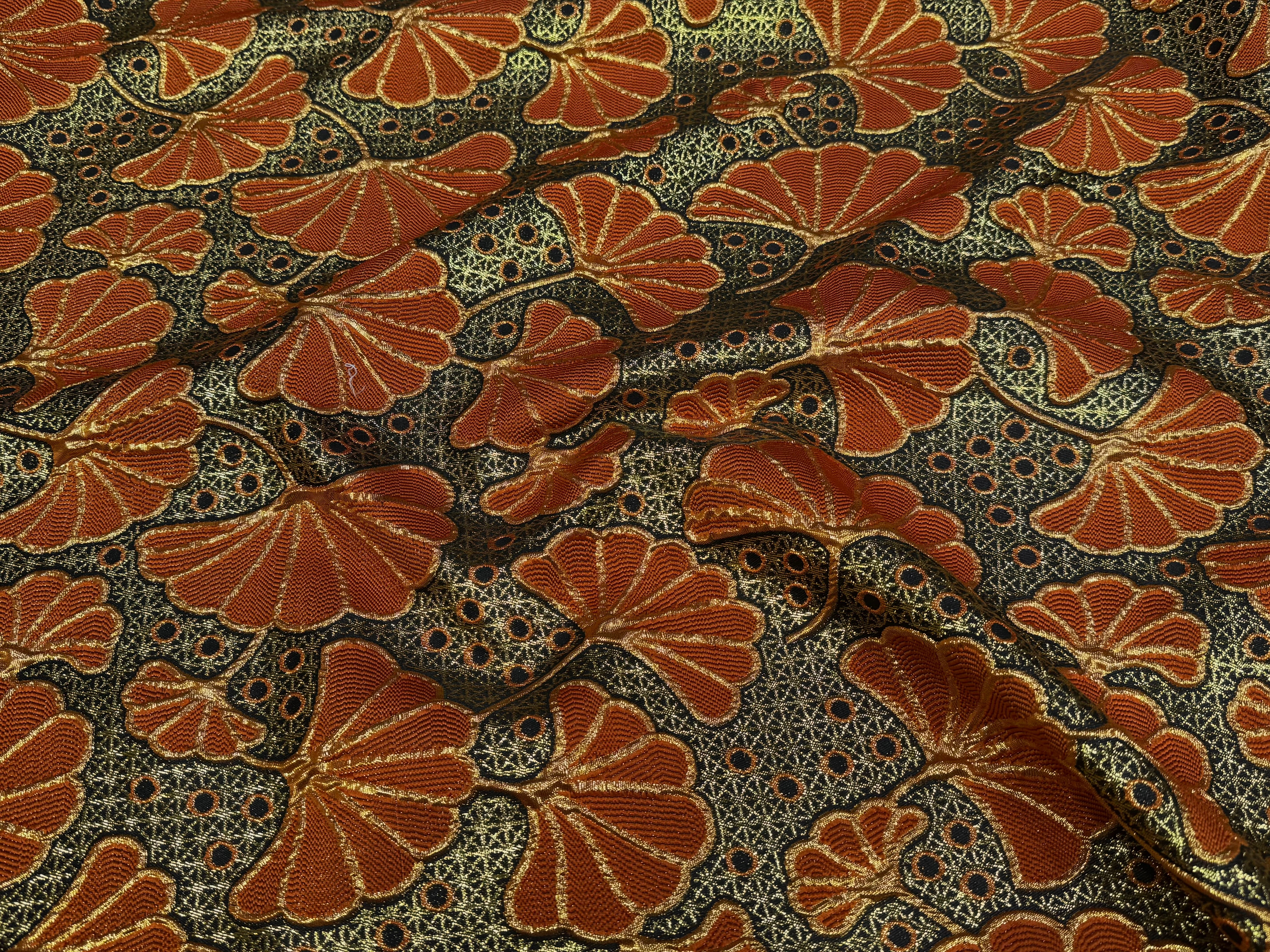 BROCART ARGENTÉ FEUILLAGES ORANGE GOLD - My Little Coupon