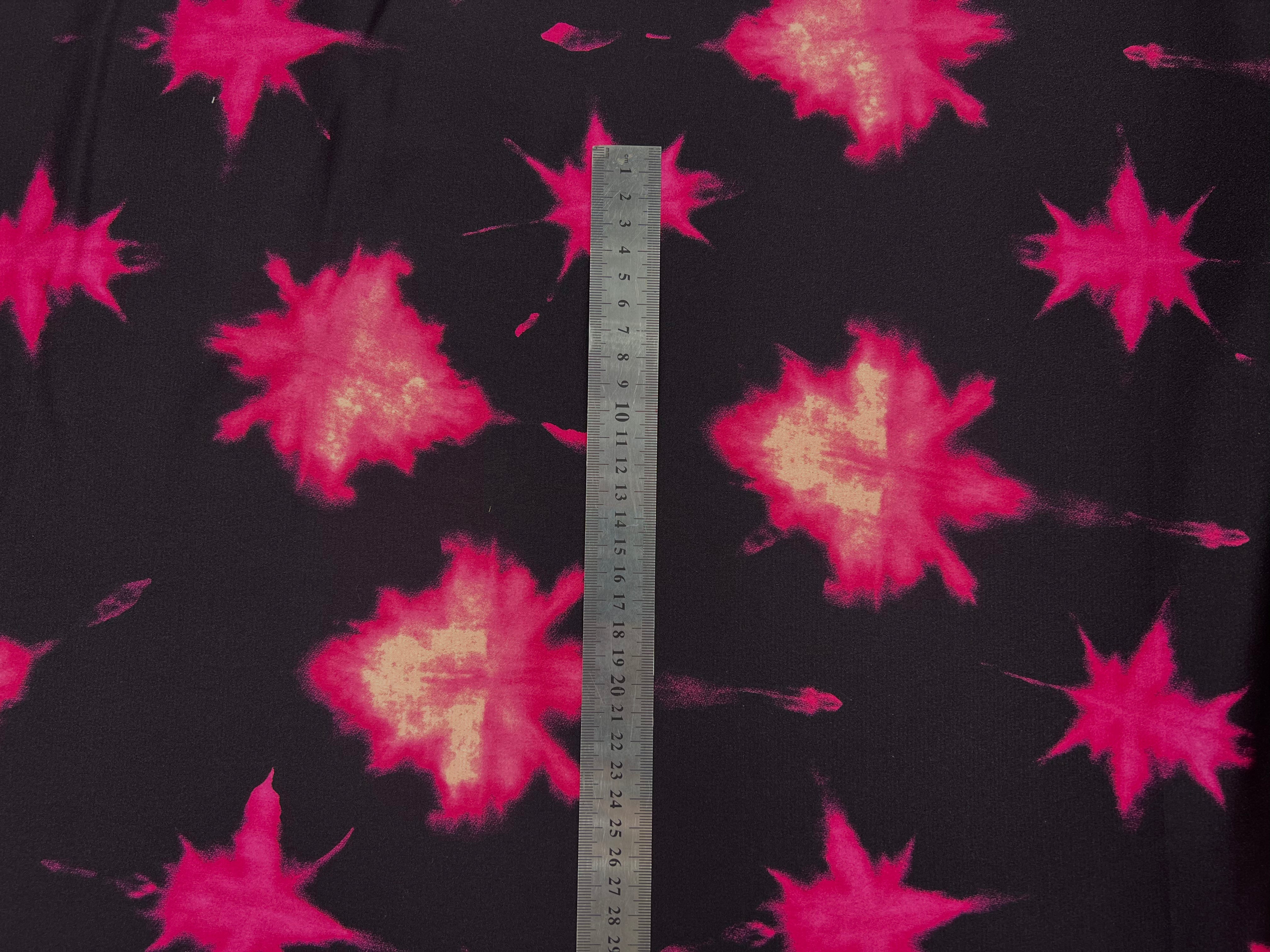 BUBBLE CREPE BLACK & PINK STARS MLC INTERN