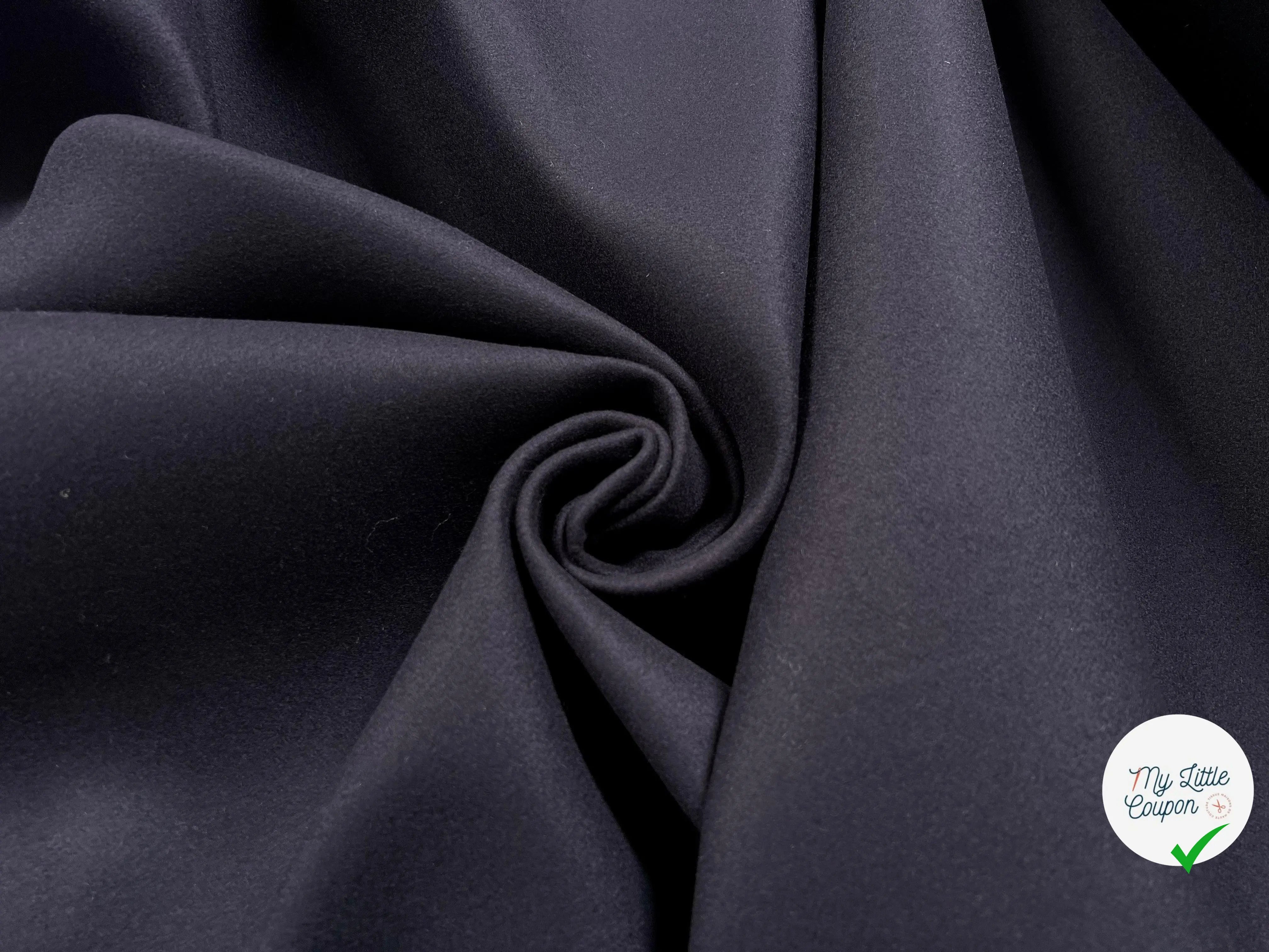 CABAN CONTRECOLLÉ ASPECT NEORPRENE BLACK - My Little Coupon - tissu - coudre
