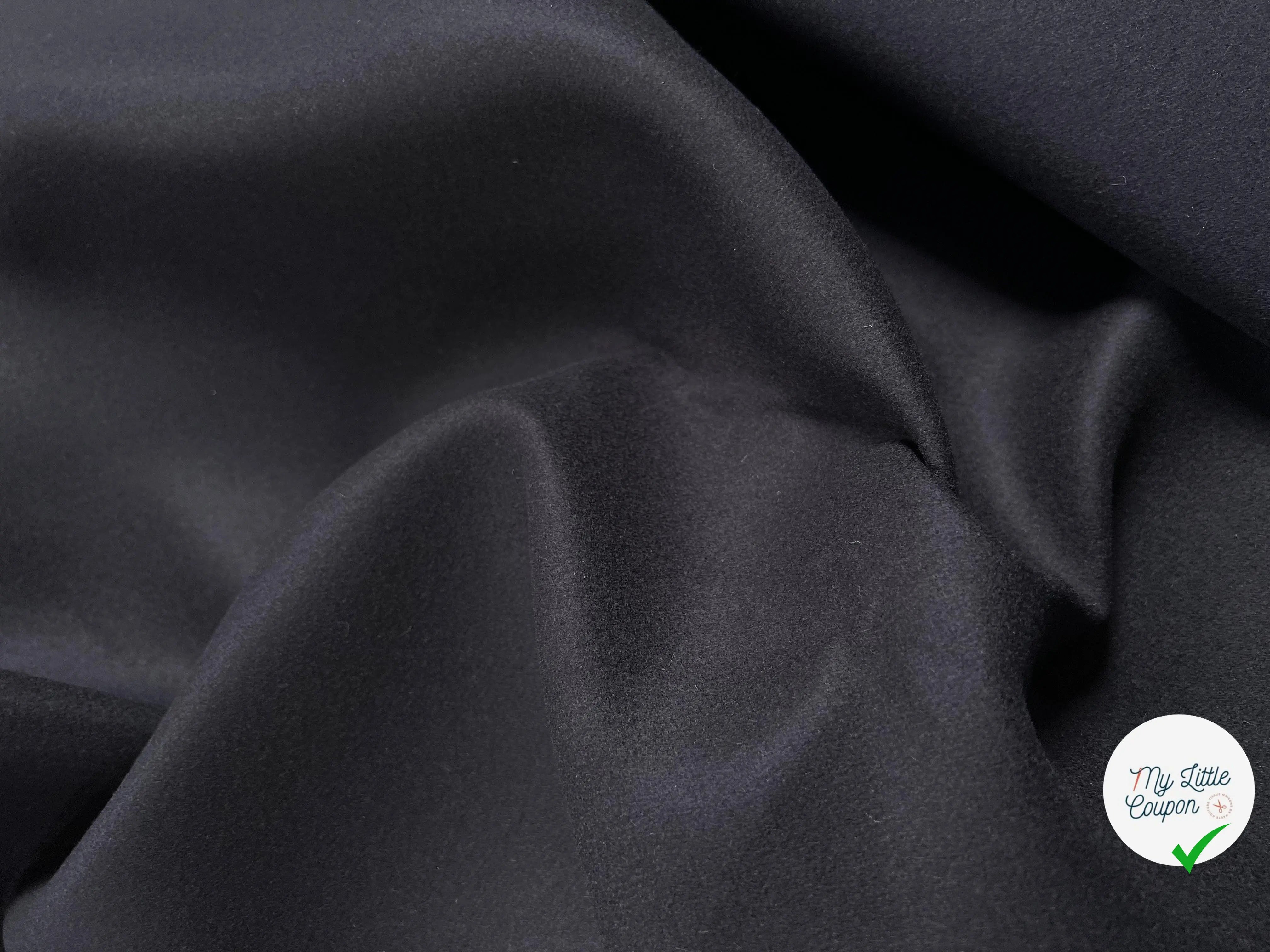 CABAN CONTRECOLLÉ ASPECT NEORPRENE BLACK - My Little Coupon - tissu - coudre