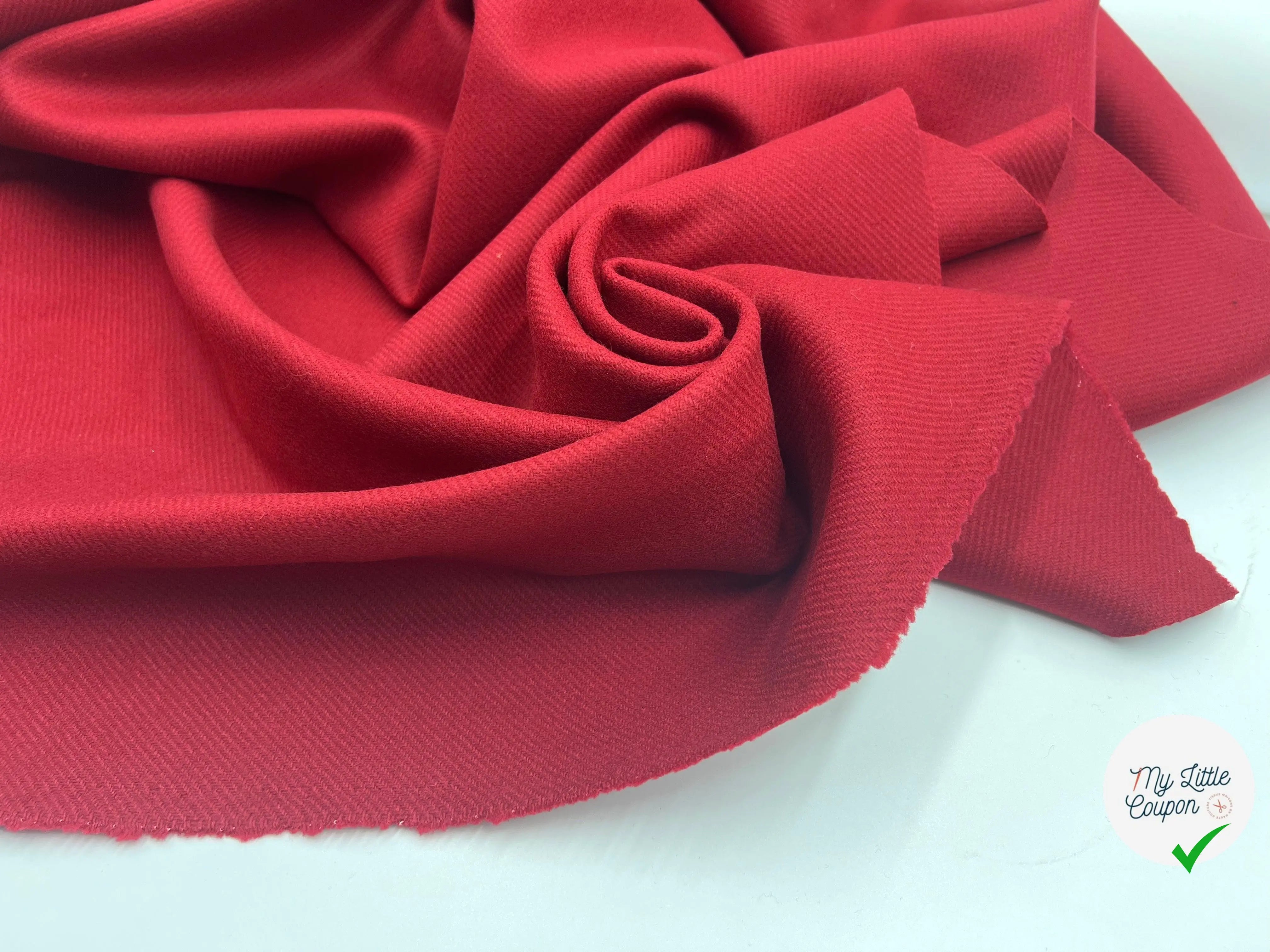 CABAN FINEMENT SERGÉ GRENAT - My Little Coupon - tissu - coudre
