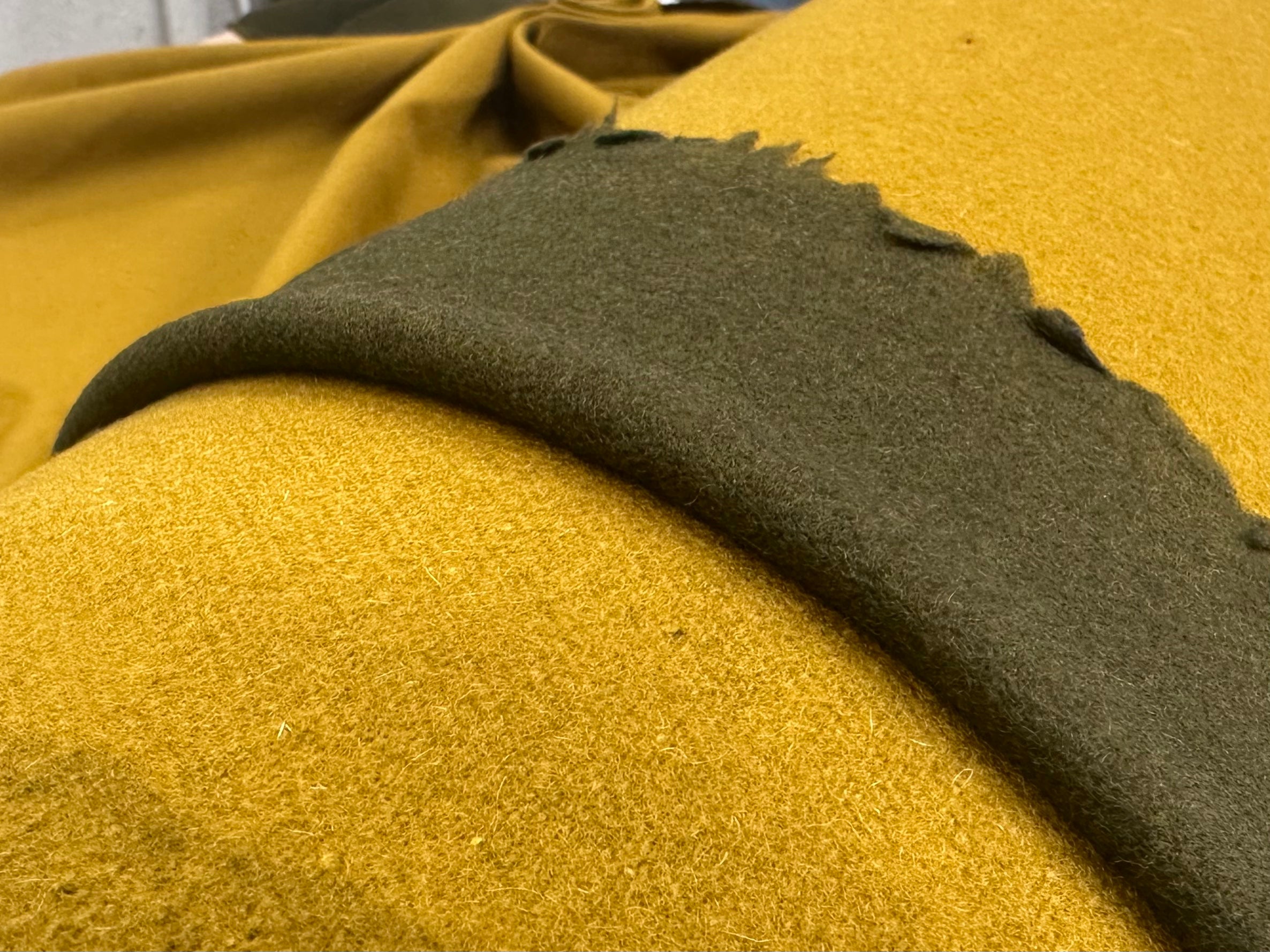 CABAN MOUTARDE BI FACE KHAKI 80% LAINE VIERGE - My Little Coupon