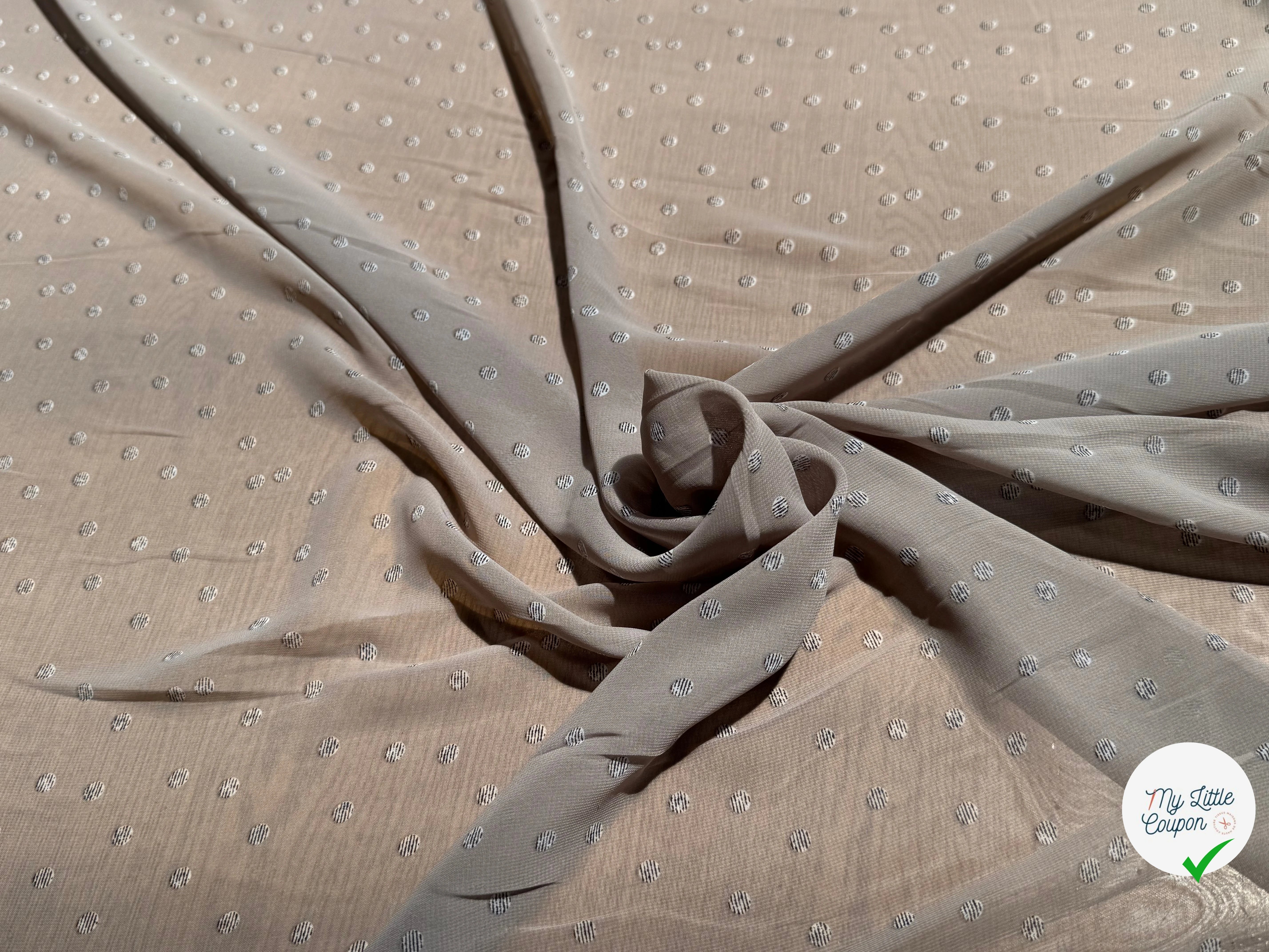 CHIFFON IMPRIMÉ POIS RAYÉS FOND BEIGE CENDRÉ - My Little Coupon