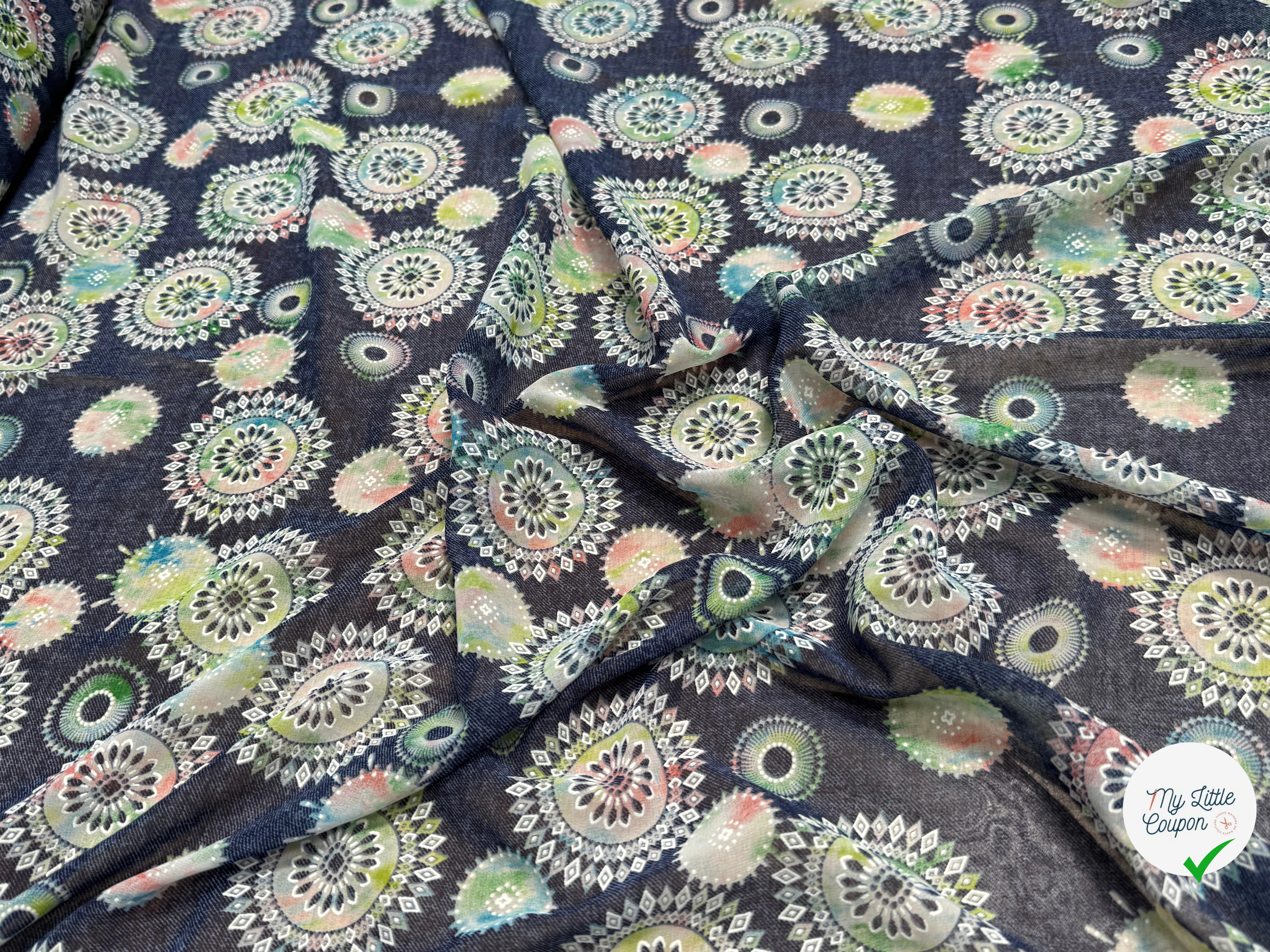 CHIFFON PRINTED MOYENS COQUILLAGES MULTICOLORES FOND BLEU - My Little Coupon