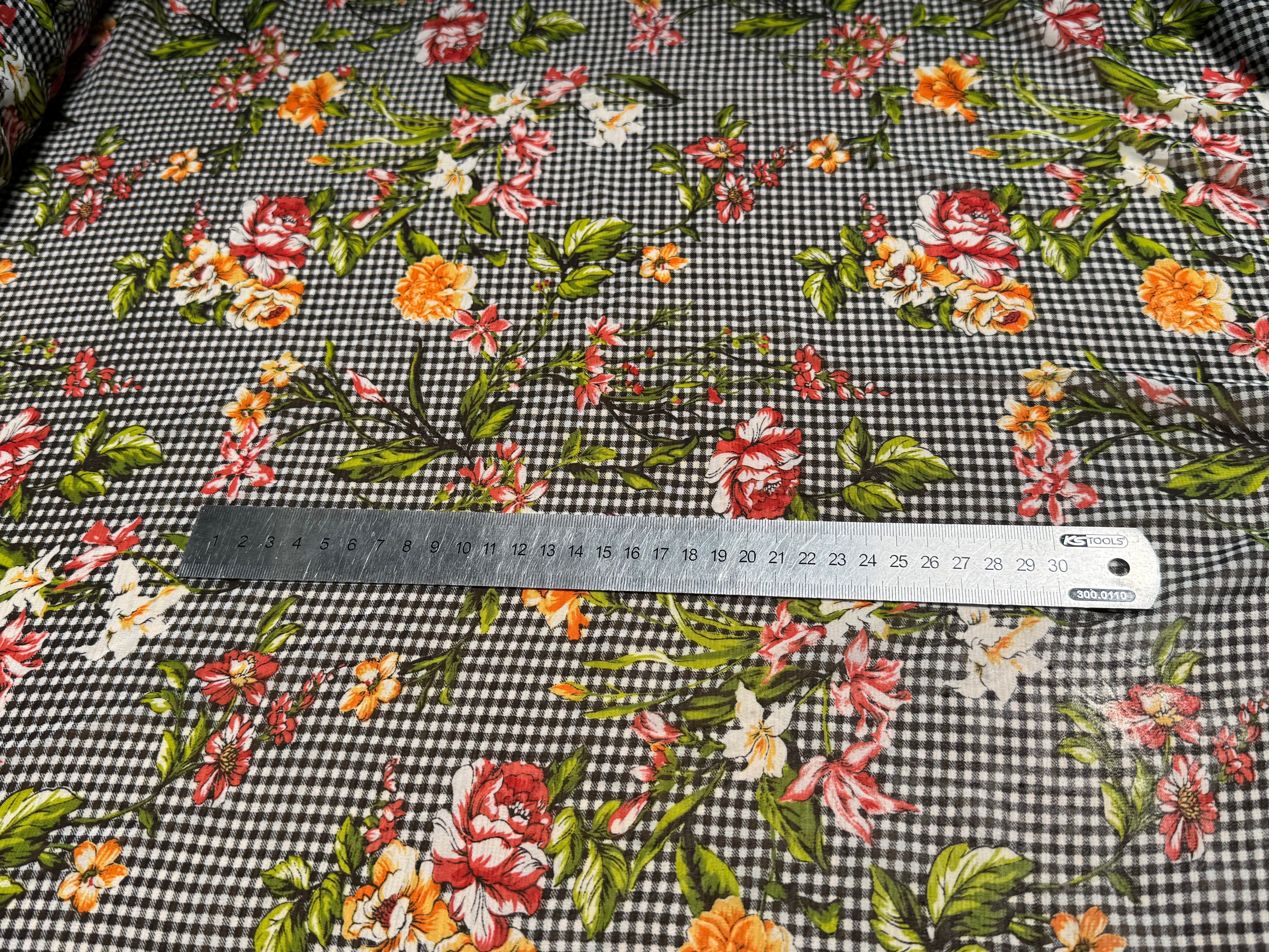 CHIFFON VICHY NOIR FLUIDE GROSSES FLEURS SUPER BEAU - My Little Coupon