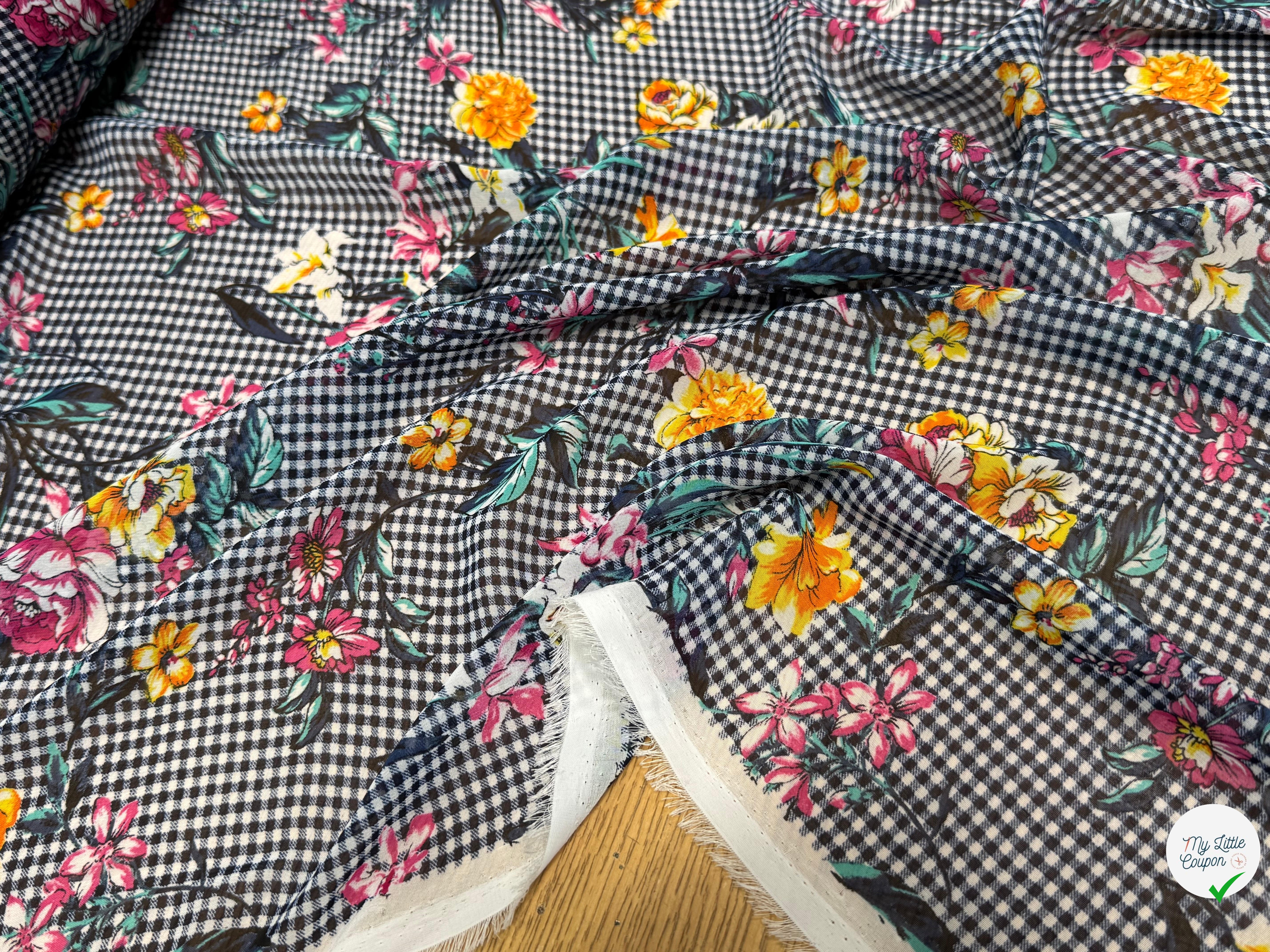 CHIFFON VICHY BLEU FLUIDE GROSSES FLEURS SUPER BEAU - My Little Coupon