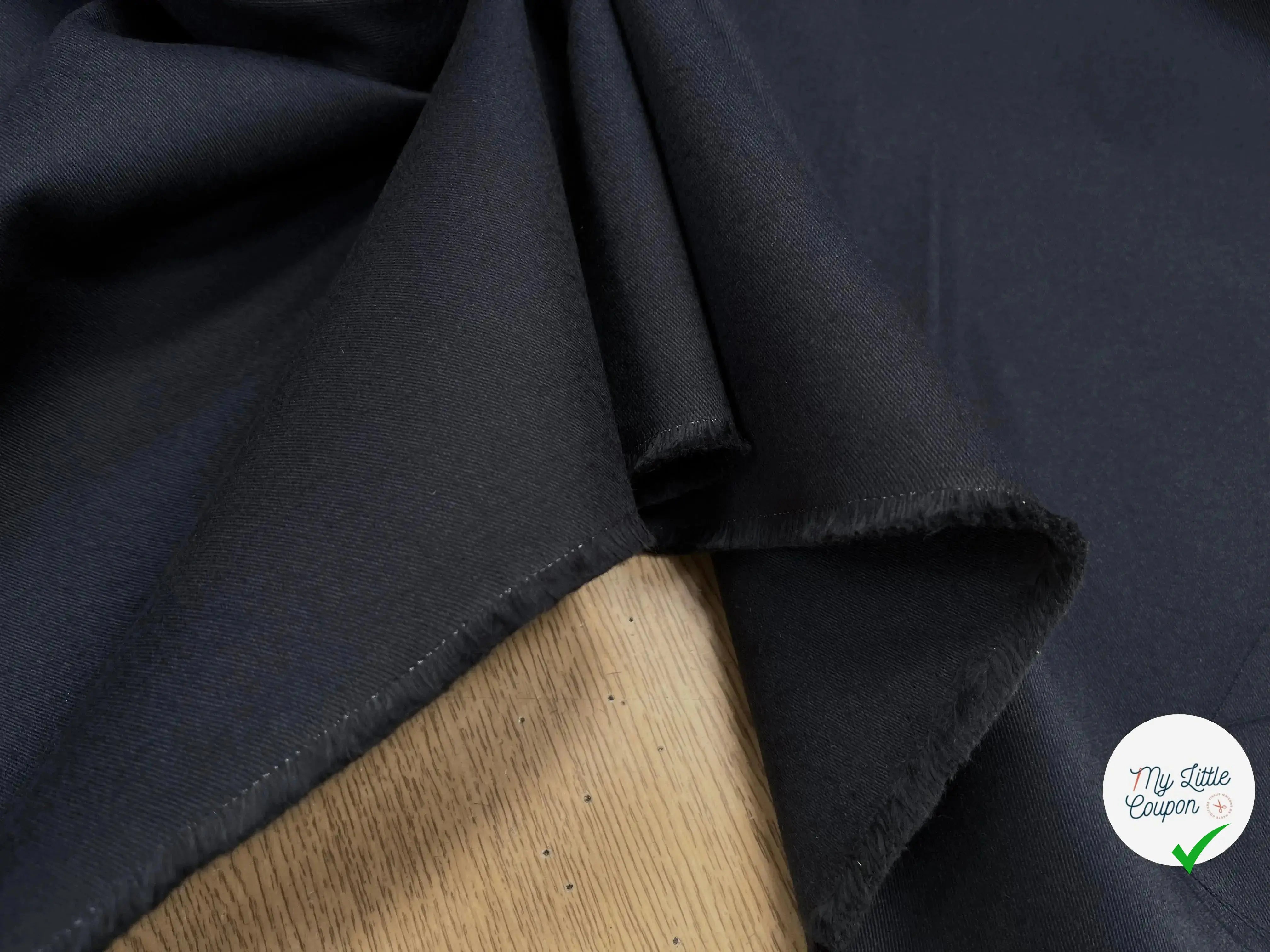 GABARDINE DE COTON STRIÉ BLEU NAVY - My Little Coupon