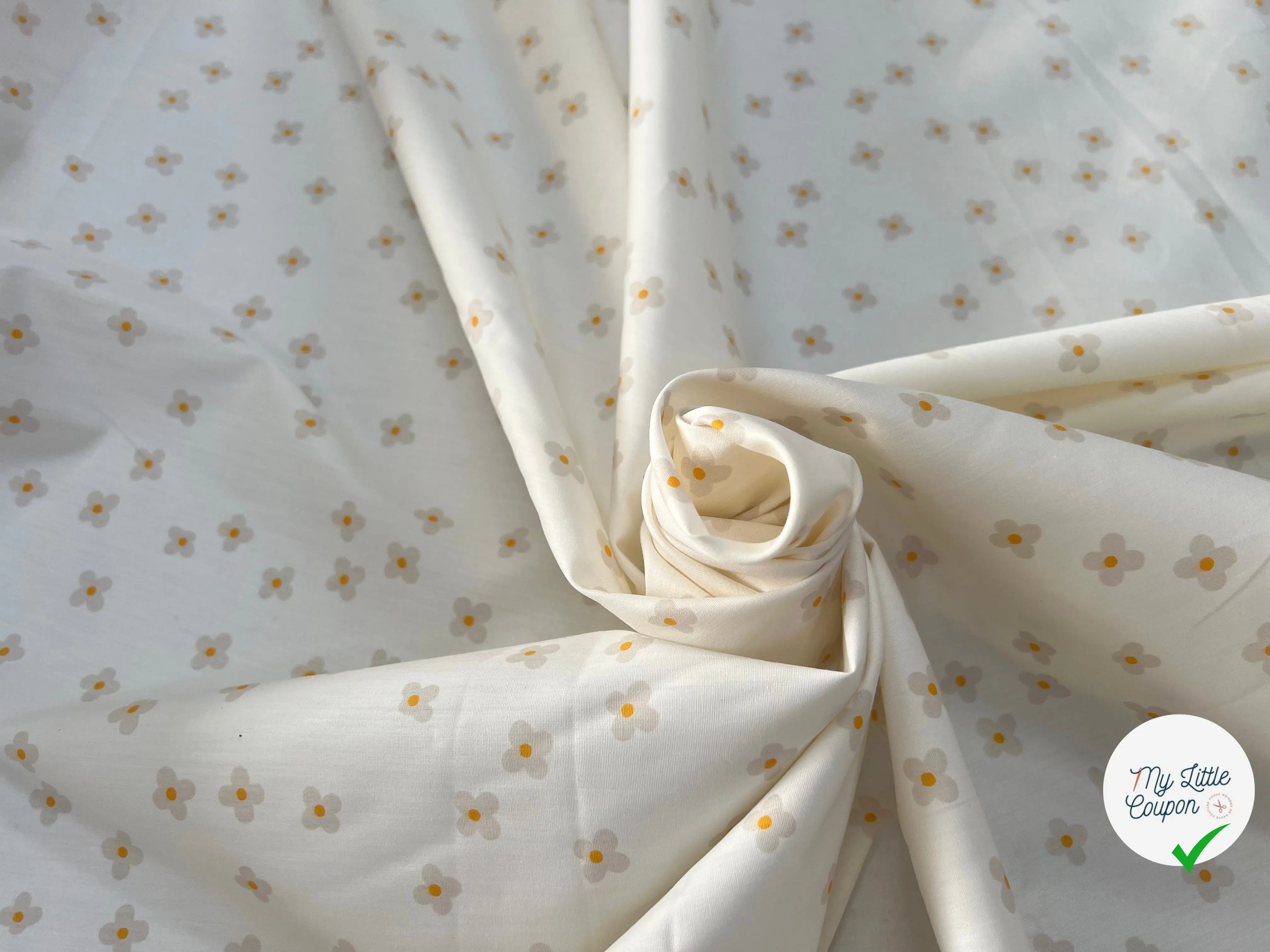 COTON BÉBÉ 120 FILS FLEURS FOND BLANC - My Little Coupon