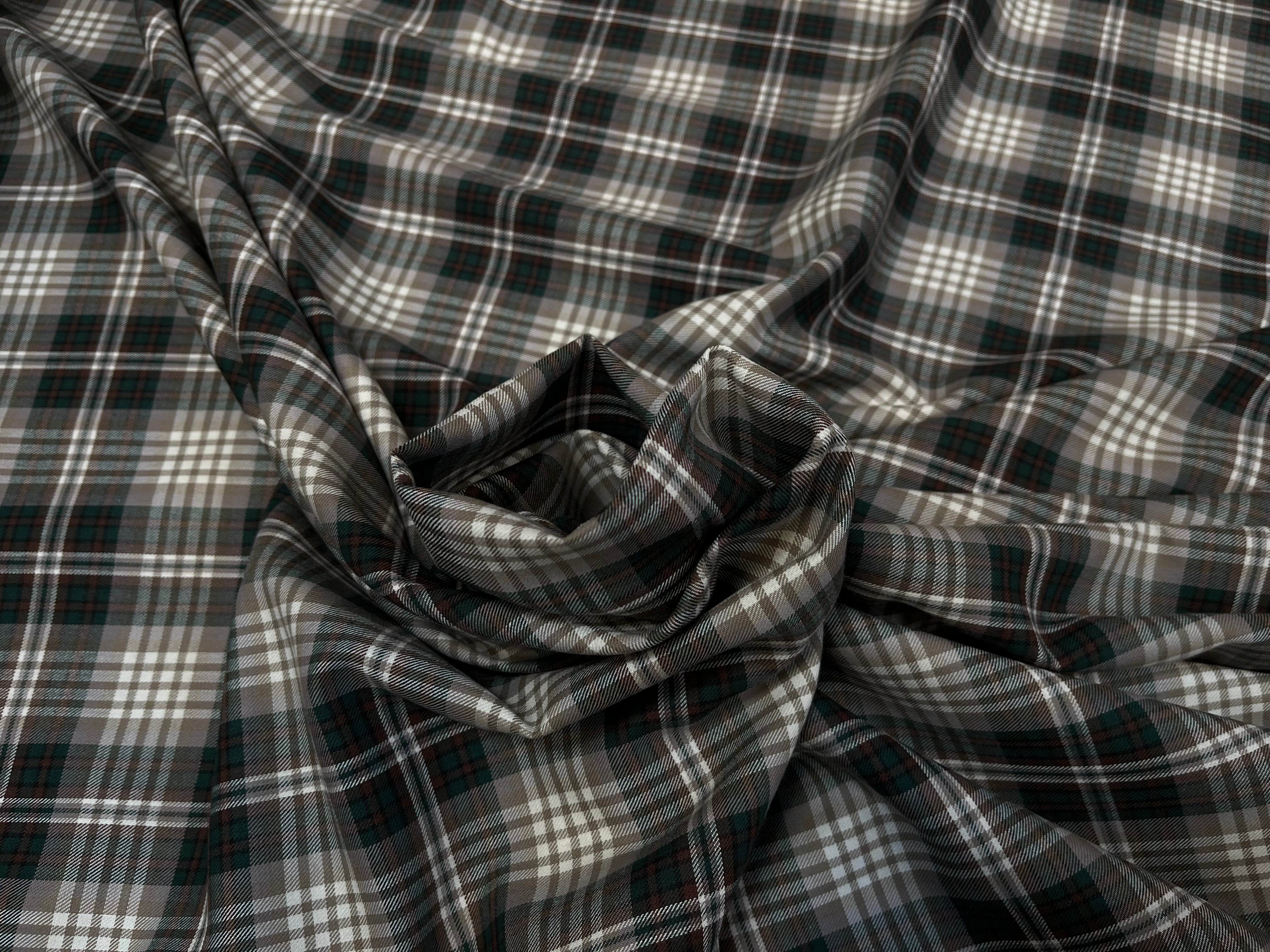 COTON DUVETEUX CARREAUX MUTICLORE TOUCHE DE VERT ANGLAIS - My Little Coupon