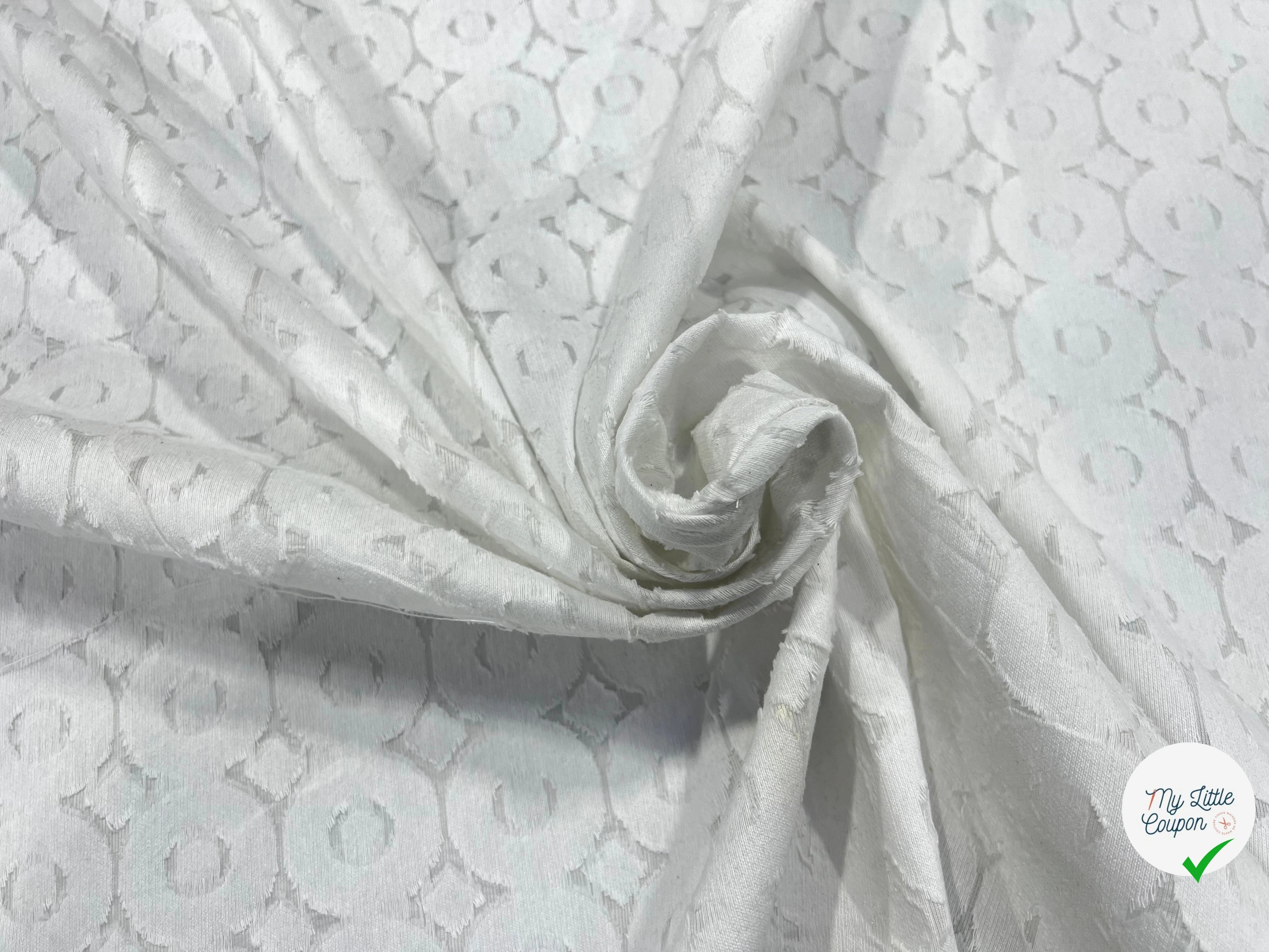COTON JACQUARD DÉVORÉE BLANC CIRCULAIRE VISCOSE 5% METAL - My Little Coupon