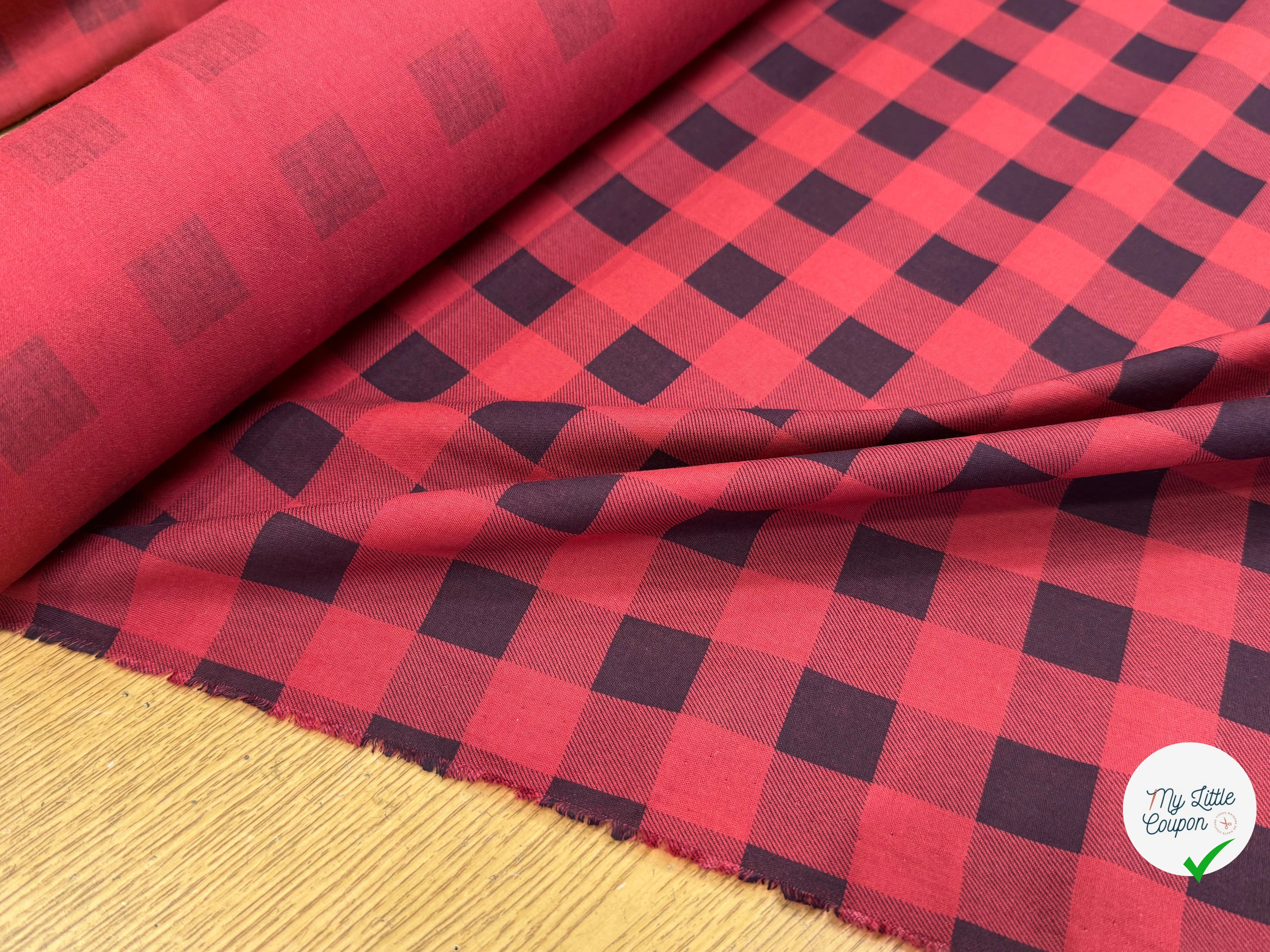 COTON LEGREMENT GRATTÉ À CARREAUX ROUGE ET NOIR ANTHRACITE 90% COTON - My Little Coupon