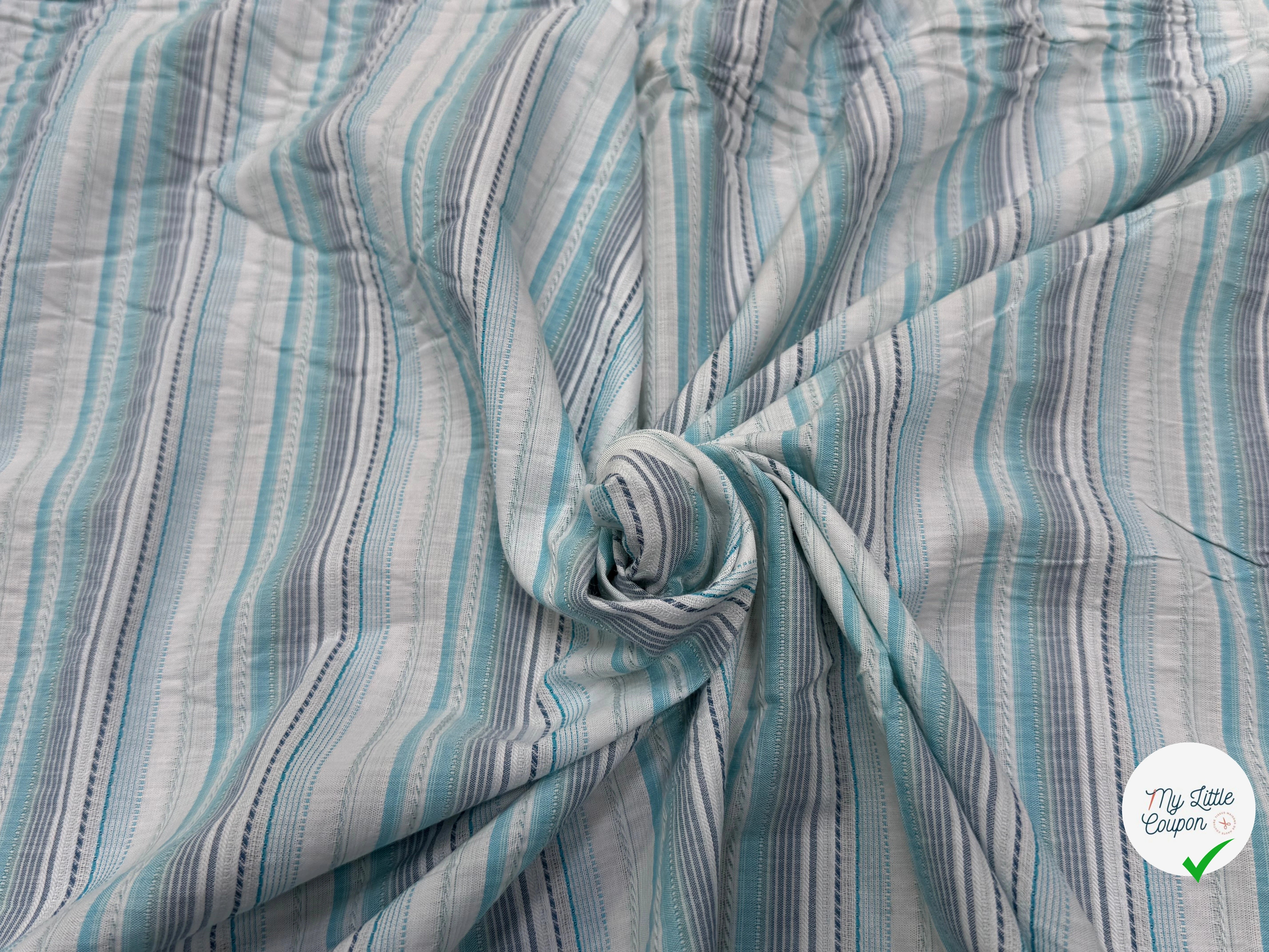 COTON SEMI-GAUFFRÉ À RAYURES TISSÉES BLEU BLANC - My Little Coupon