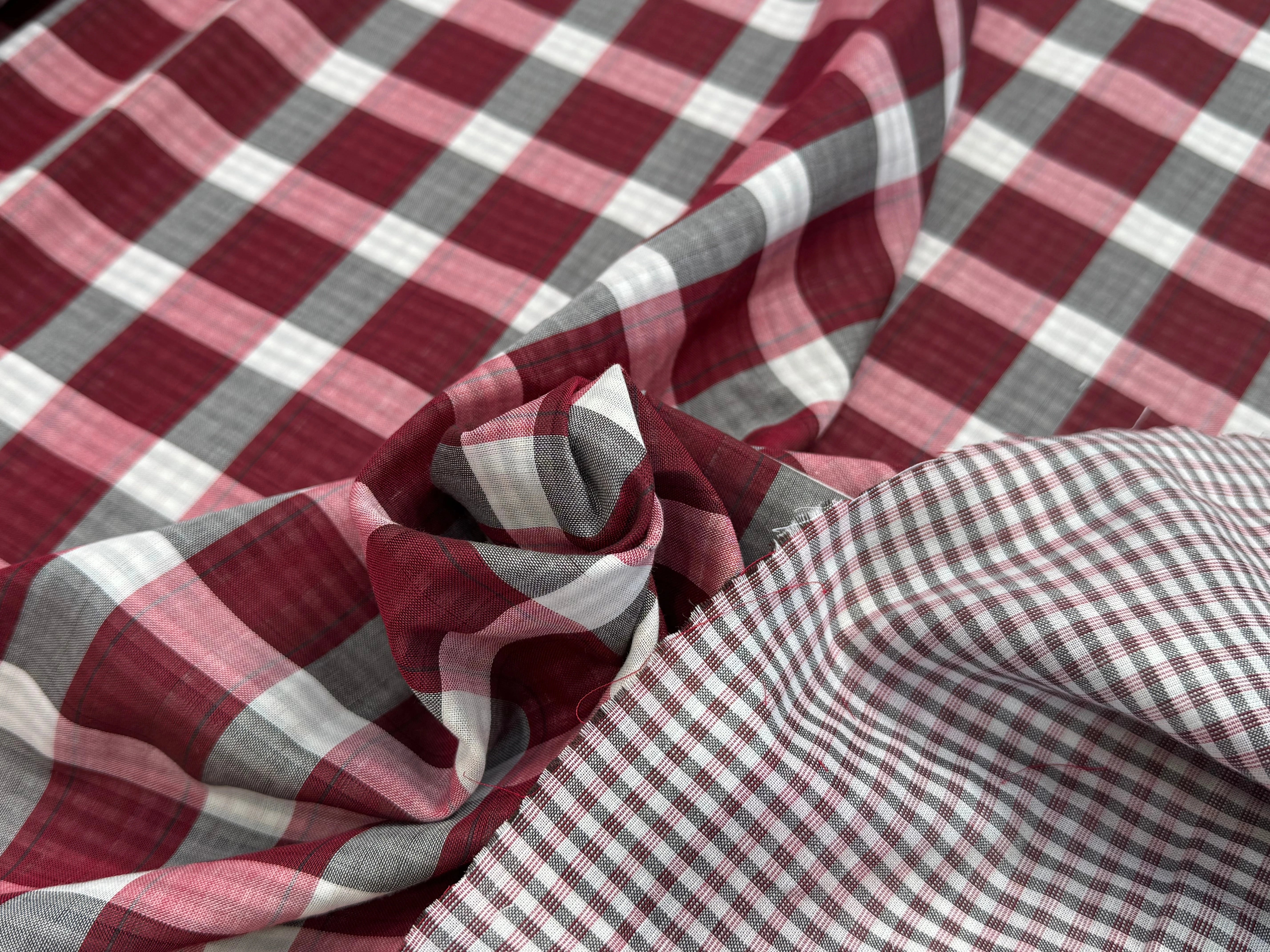 COTON VICHY REVERSIBLE À CARREAUX BORDEAUX BLANC GRIS - My Little Coupon
